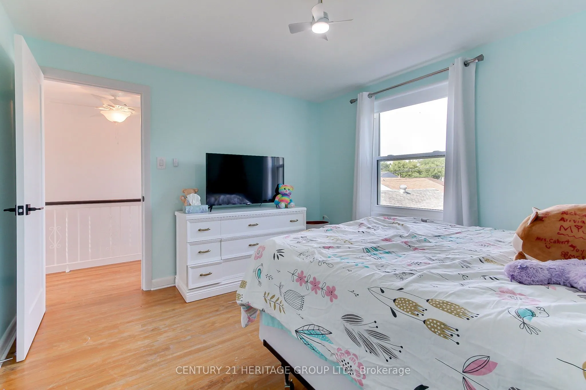 396 East 16th Street
