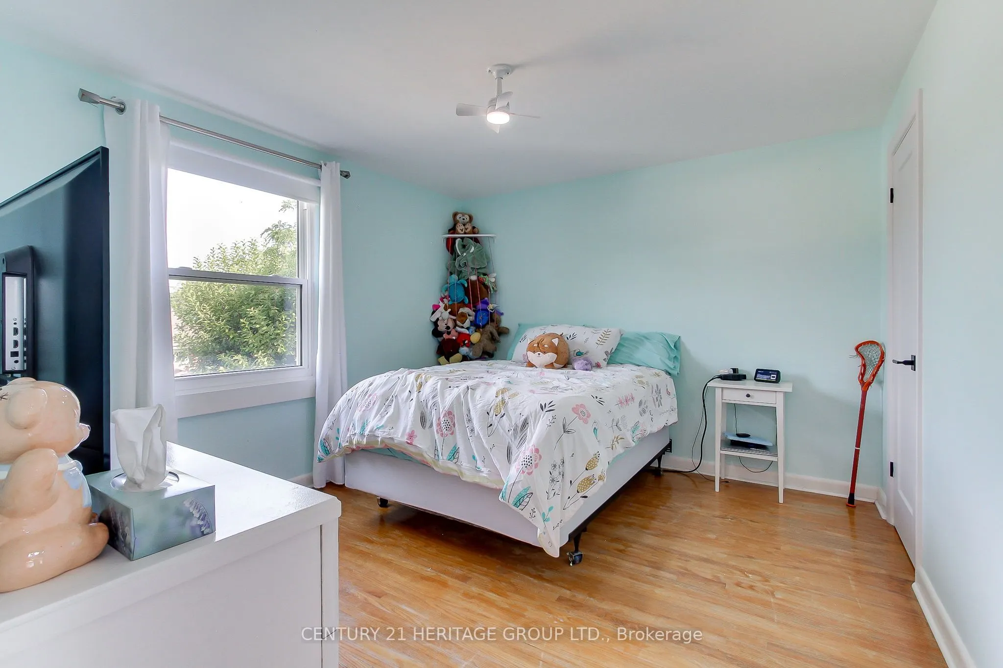 396 East 16th Street
