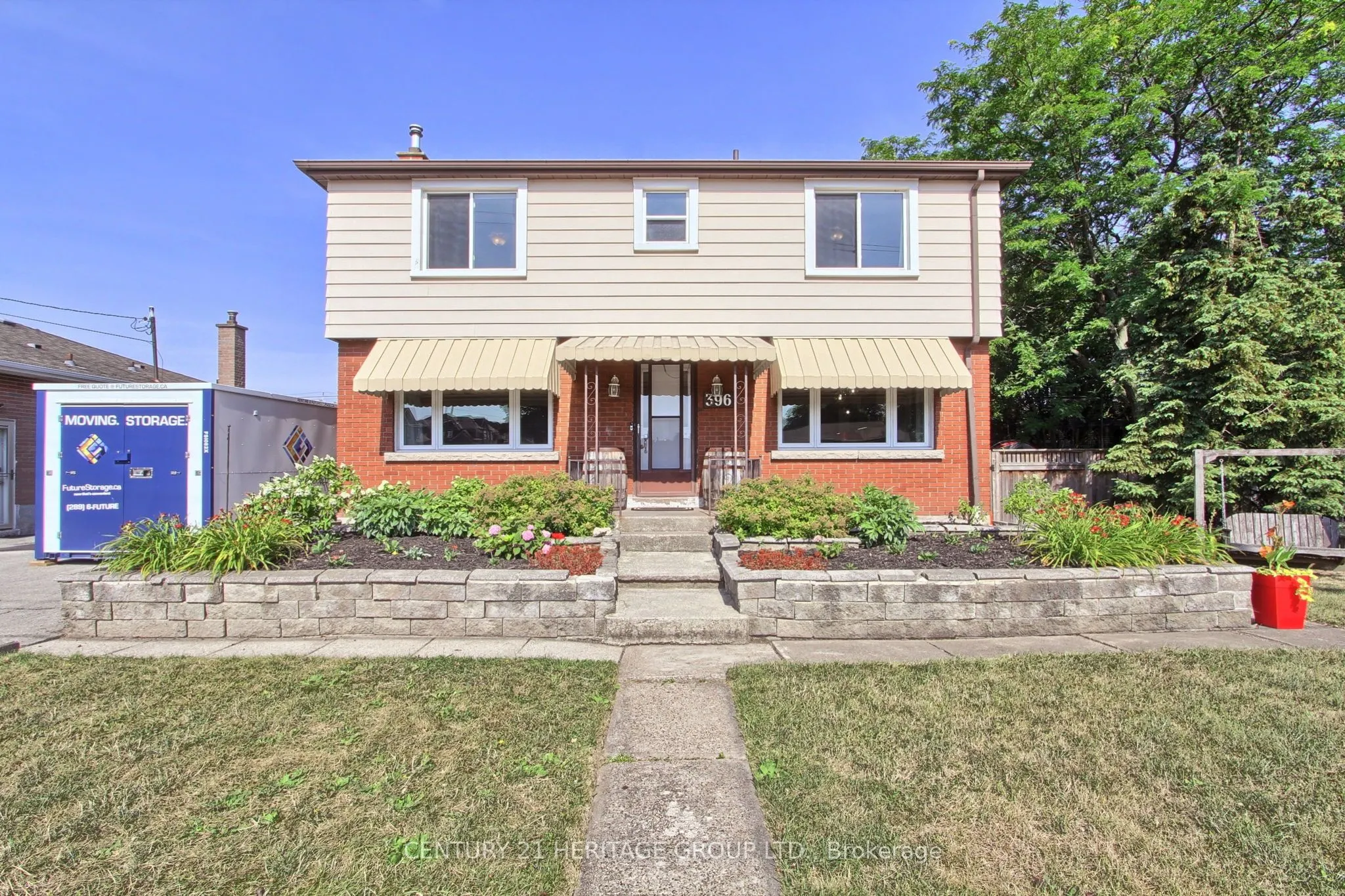 396 East 16th Street