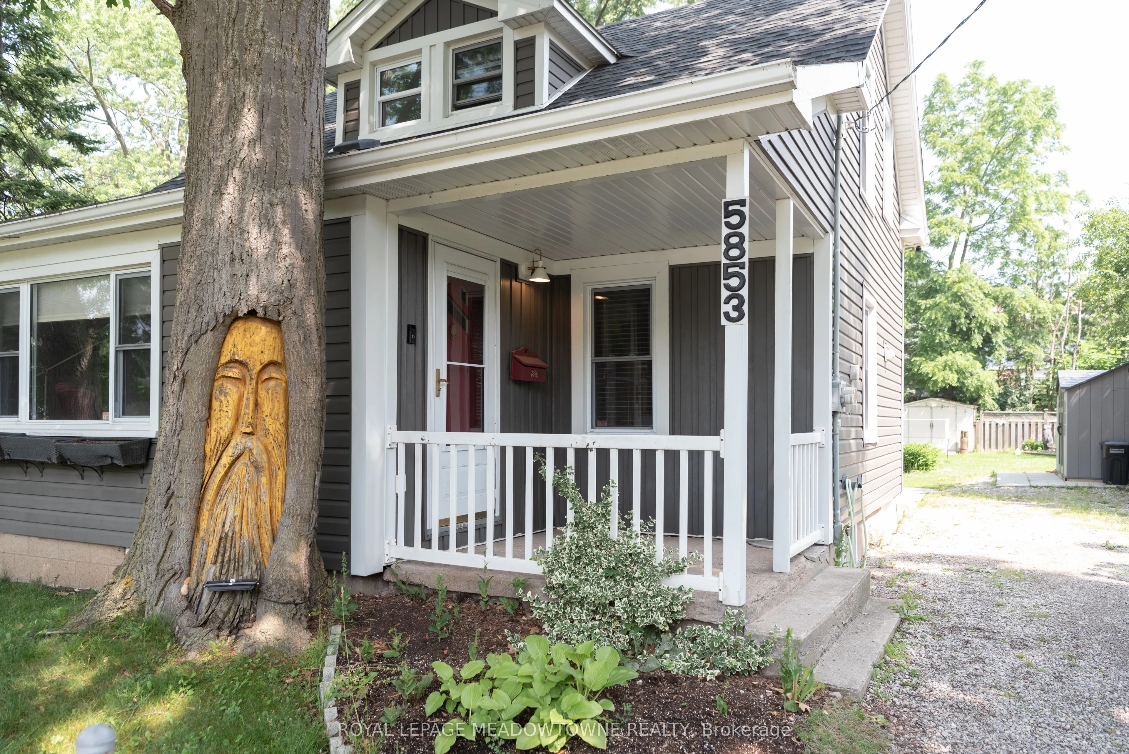 5853 Mcleod Road