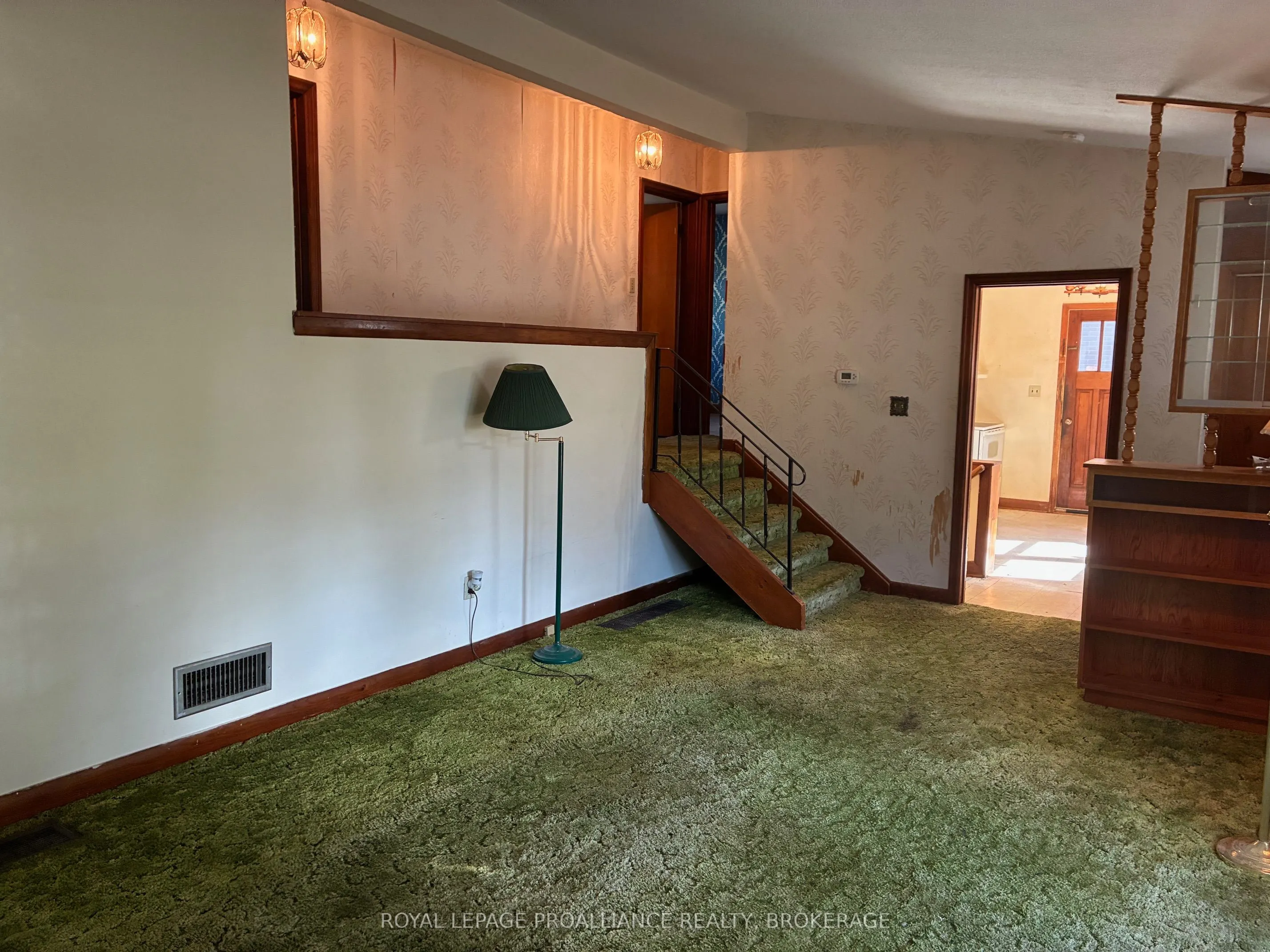 47 Henry Crescent