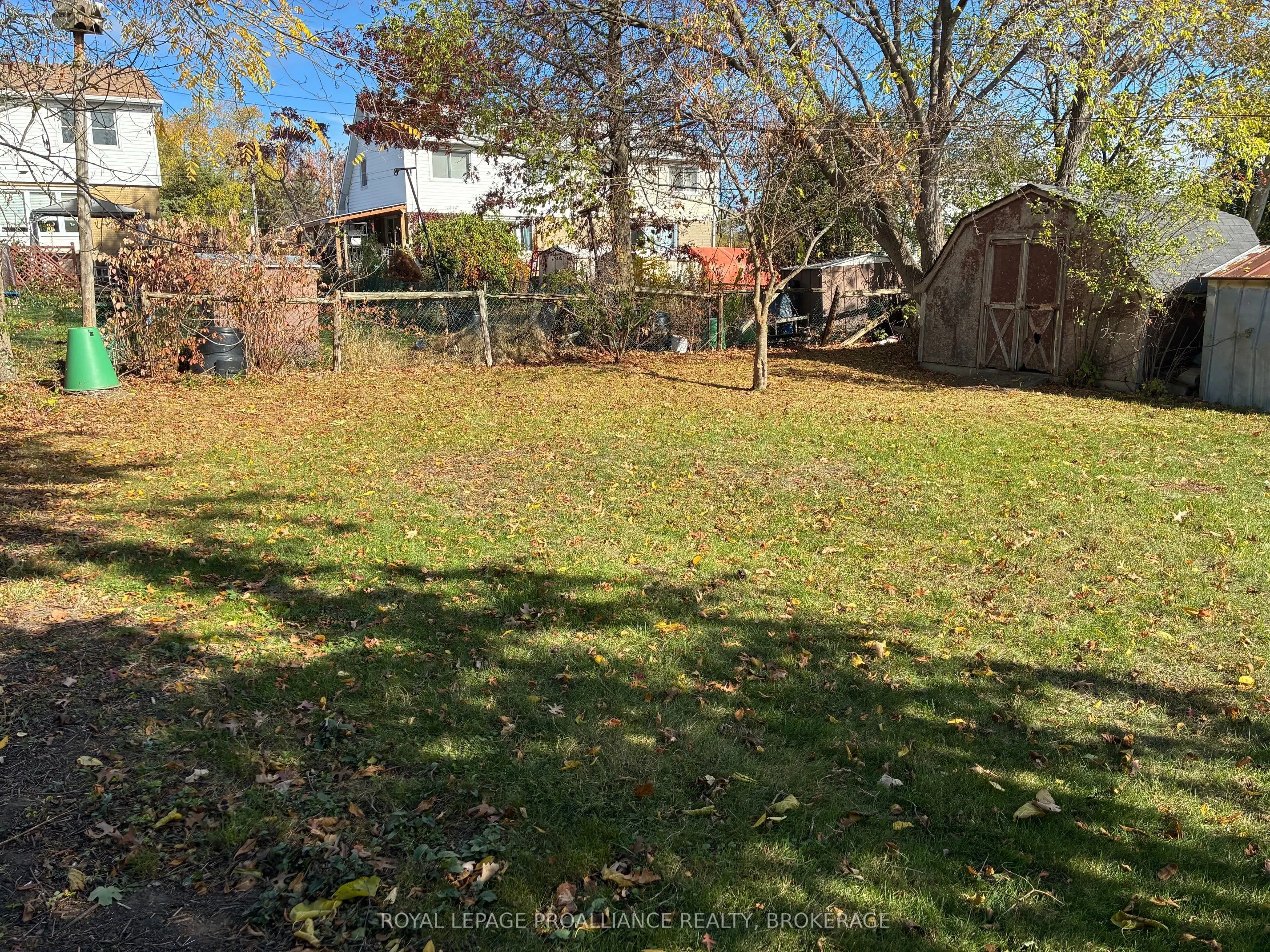 47 Henry Crescent