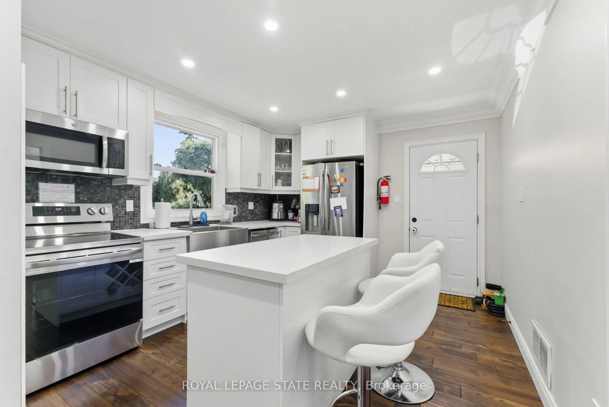 425 Upper Gage Avenue, #1