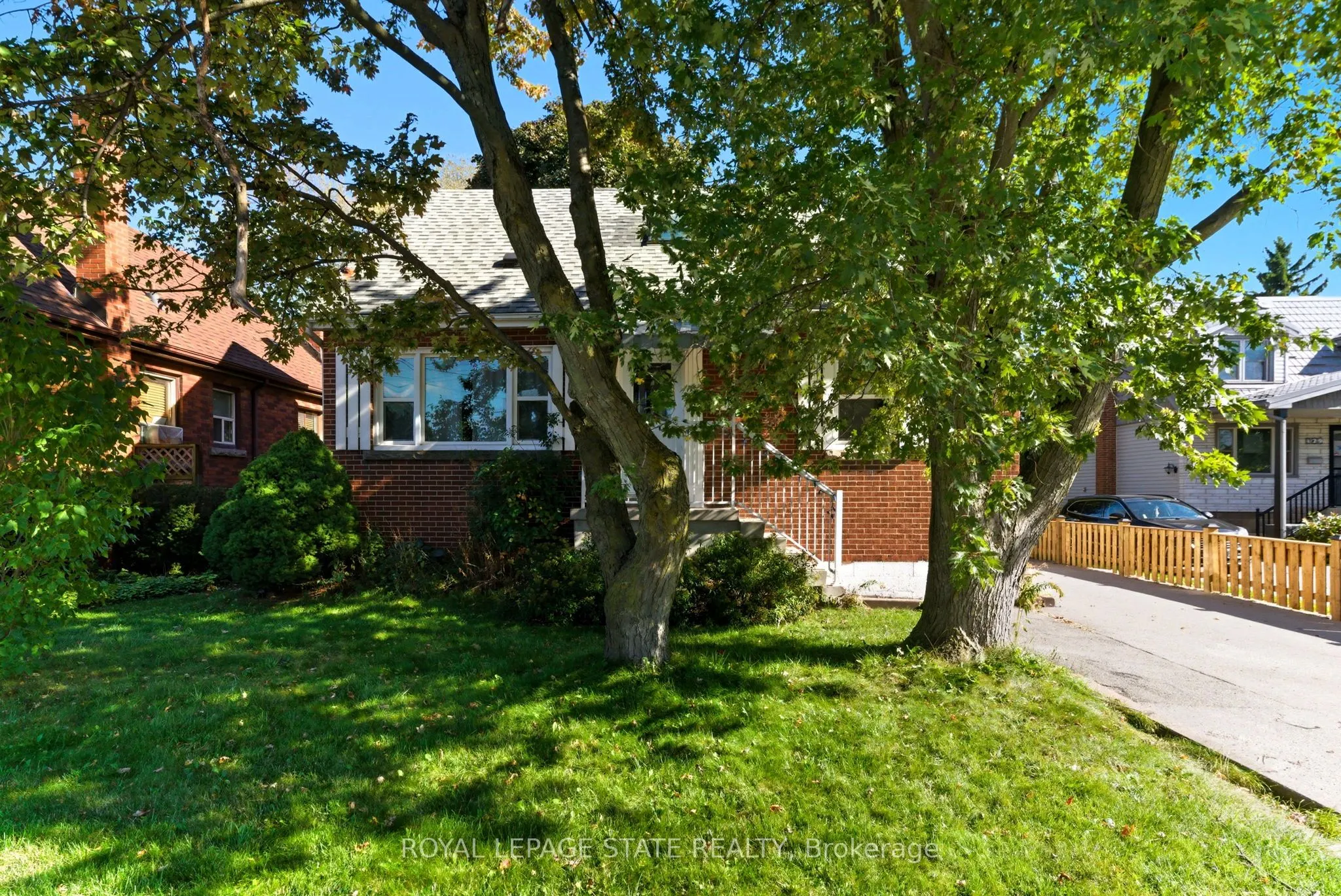 425 Upper Gage Avenue, #1