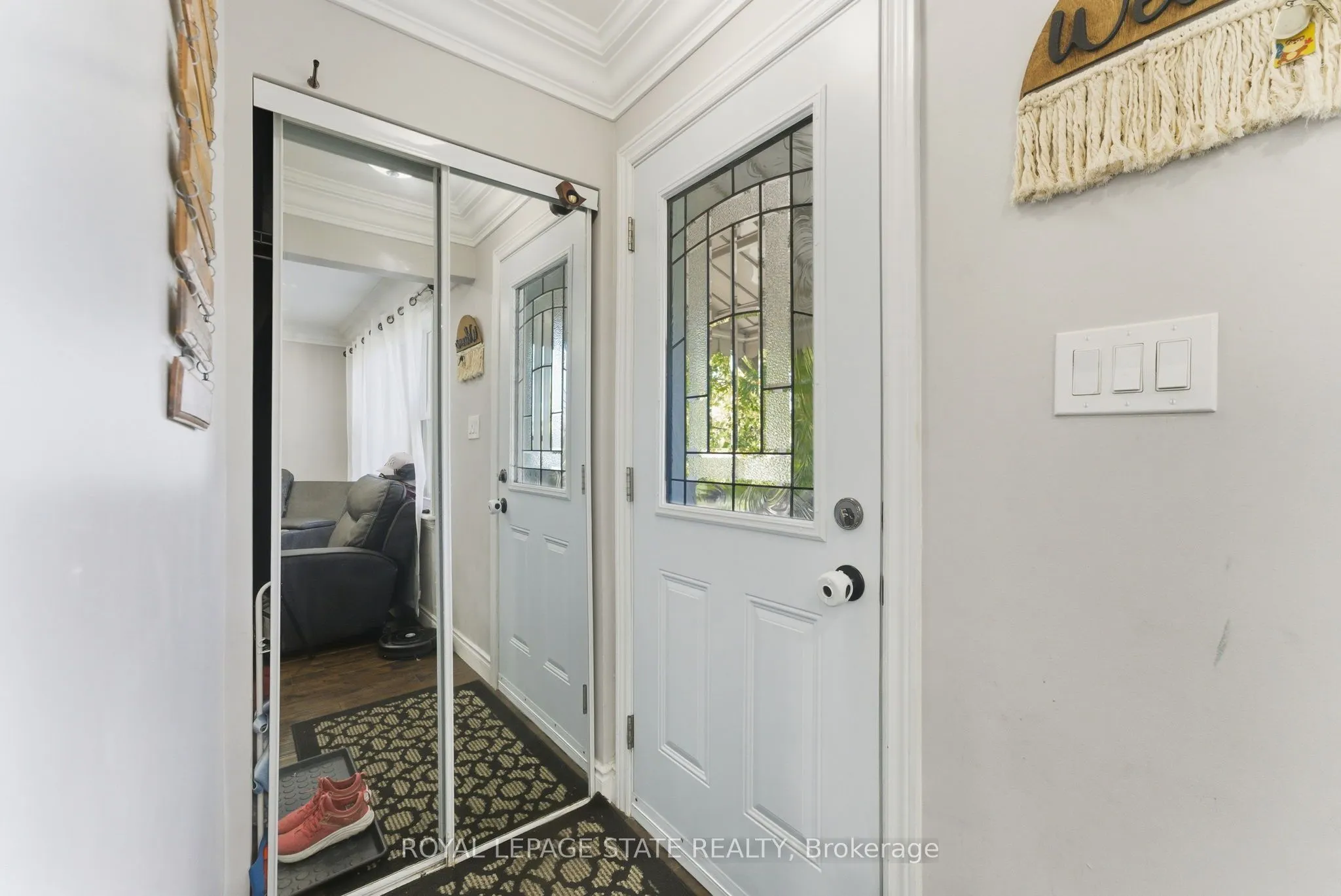 425 Upper Gage Avenue, #1