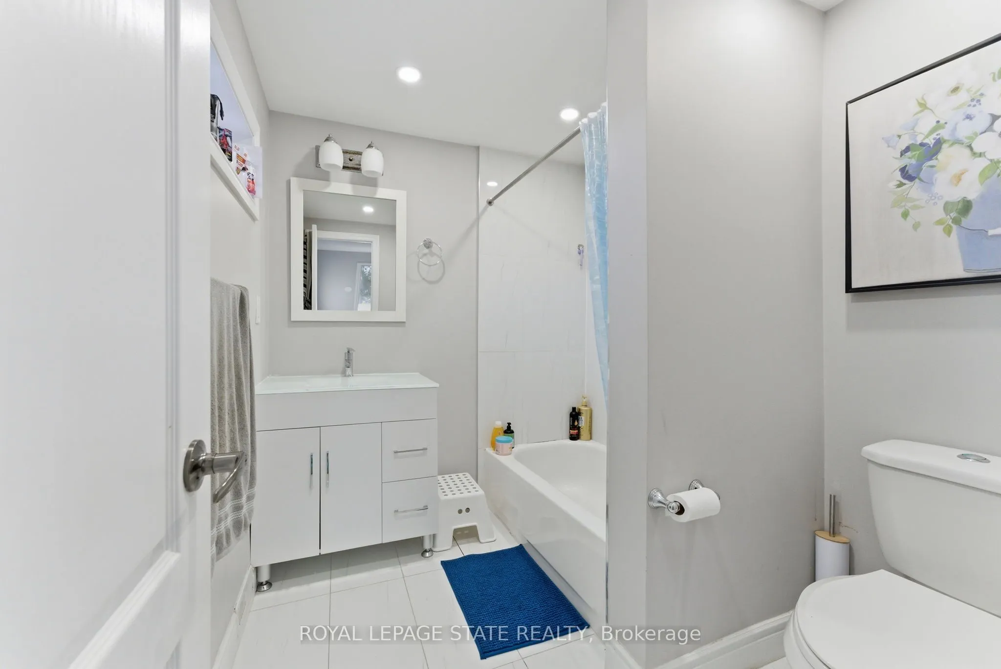 425 Upper Gage Avenue, #1