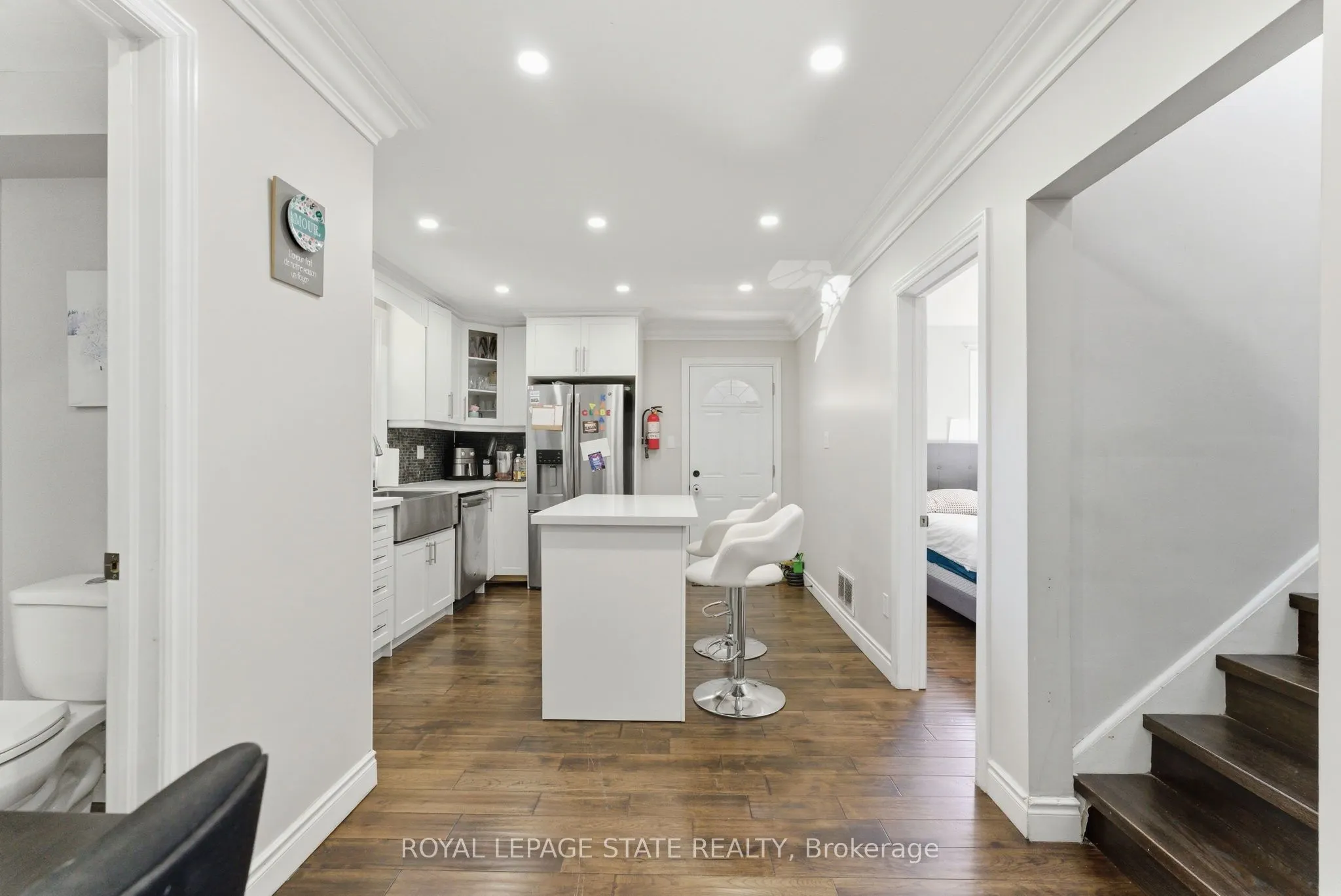 425 Upper Gage Avenue, #1