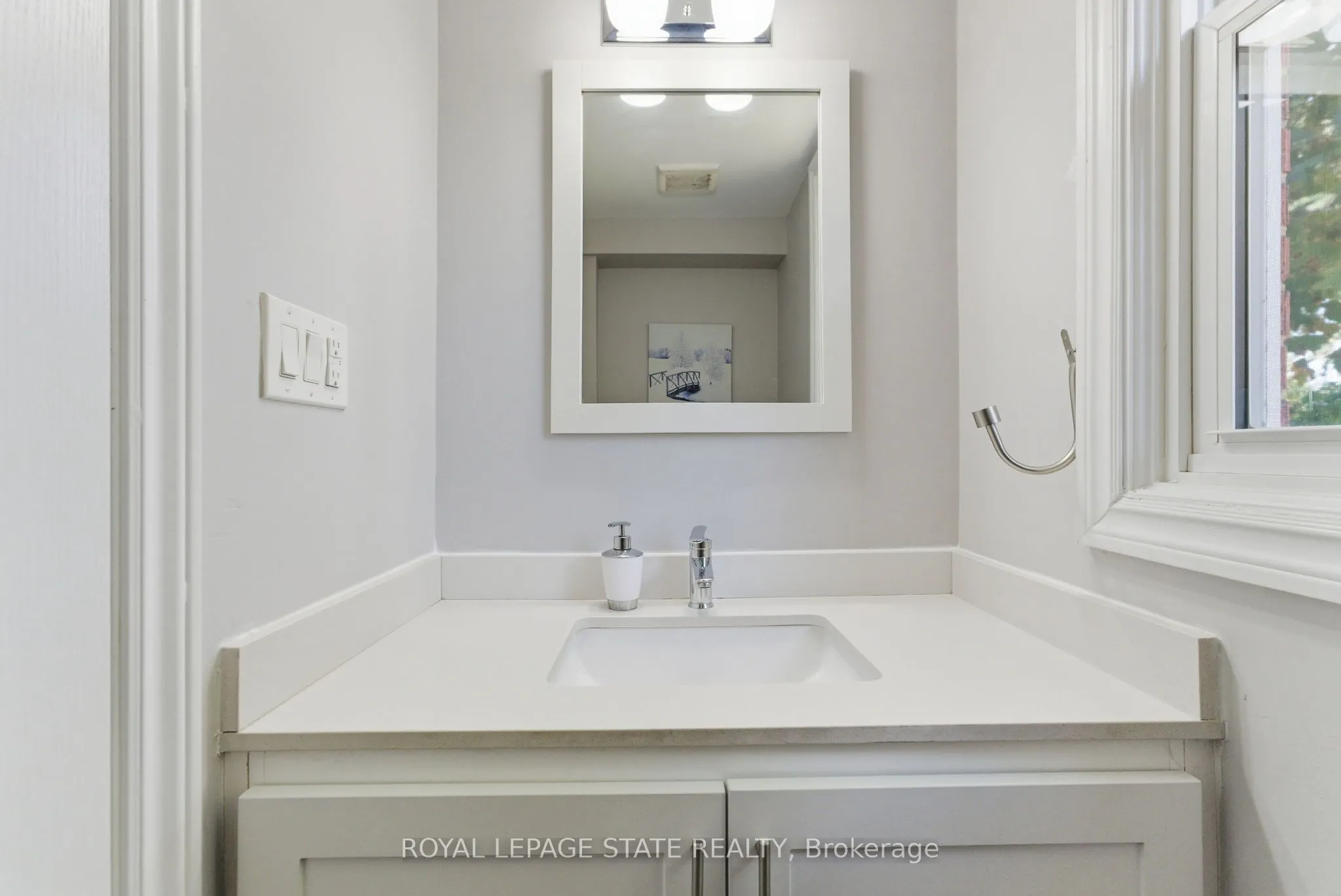 425 Upper Gage Avenue, #1