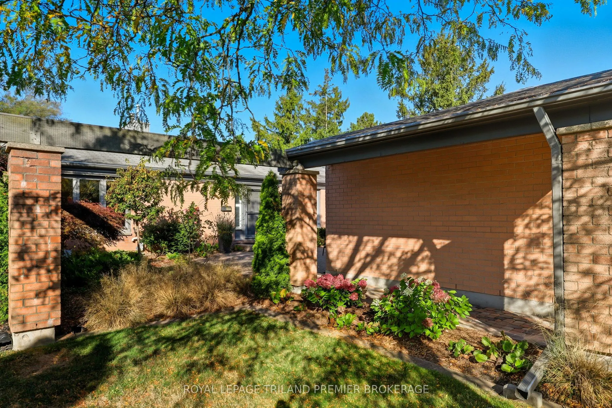 50 Fiddlers Green Road, #56