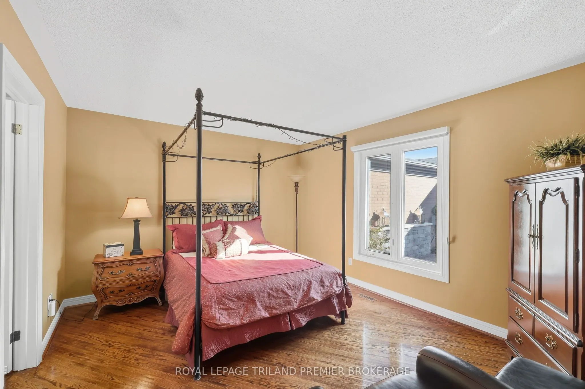 50 Fiddlers Green Road, #56