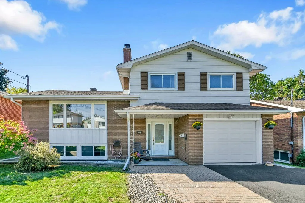 42 Davison Avenue