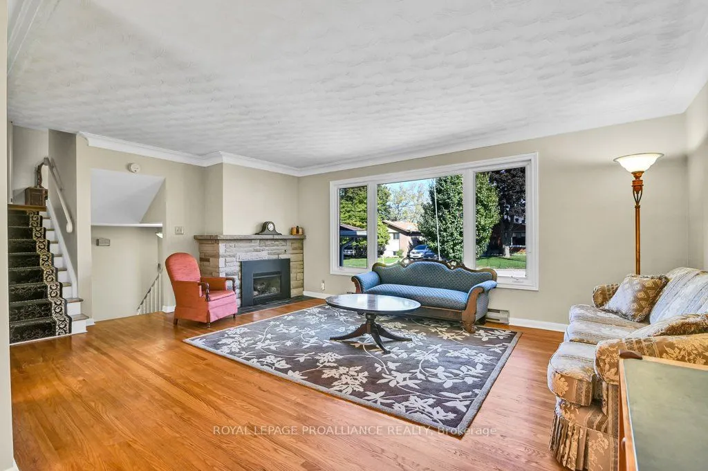 42 Davison Avenue