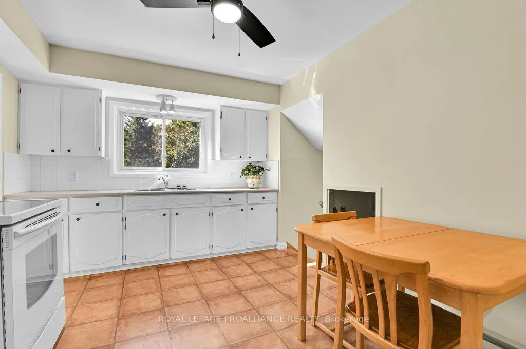 42 Davison Avenue