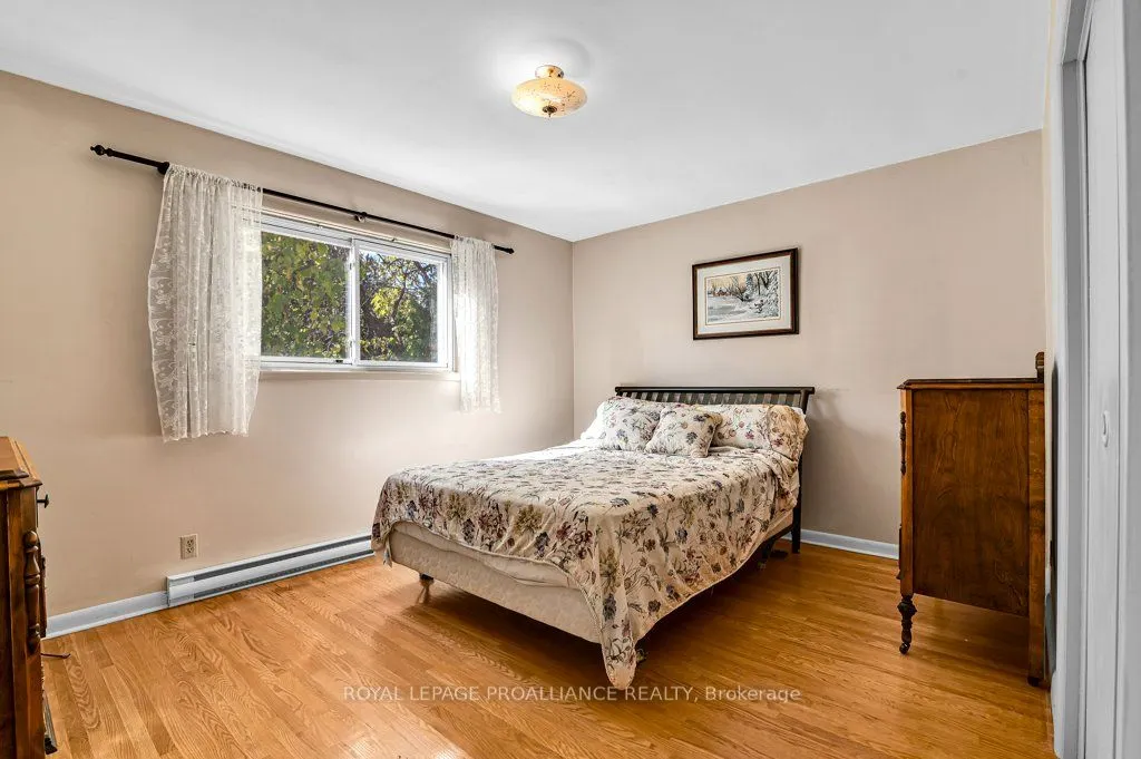 42 Davison Avenue