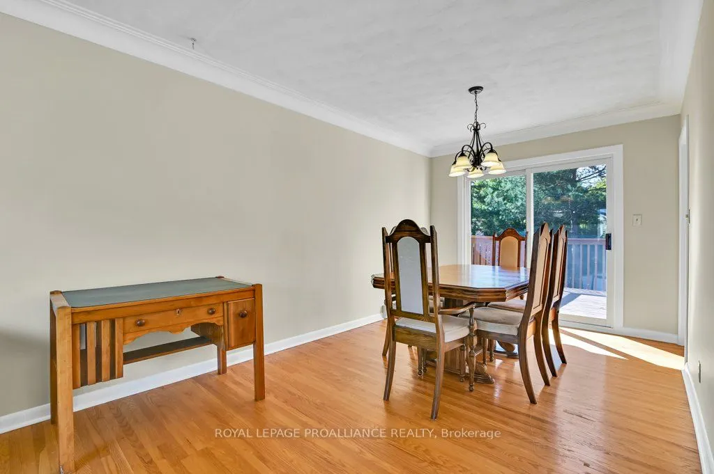 42 Davison Avenue