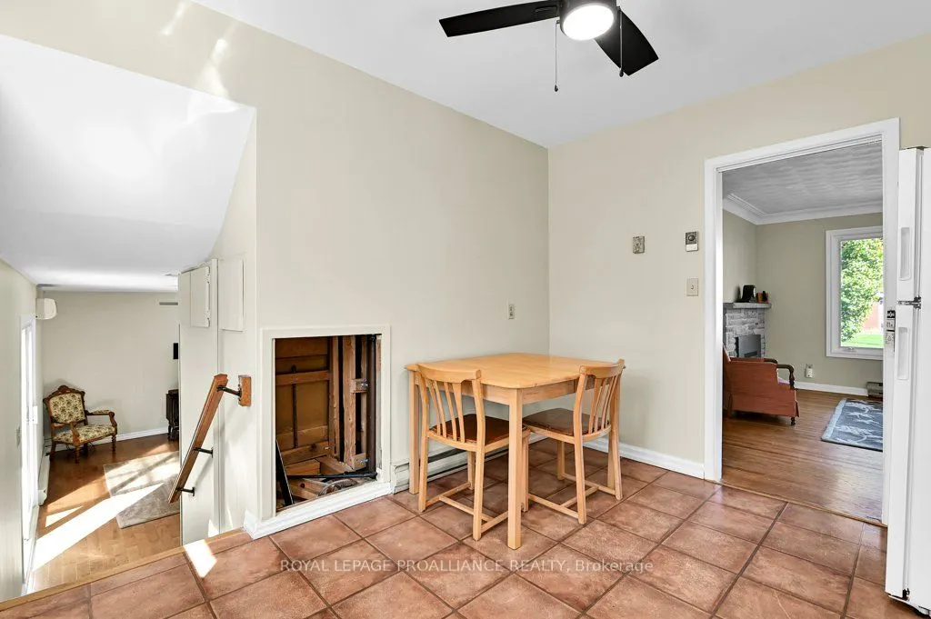 42 Davison Avenue