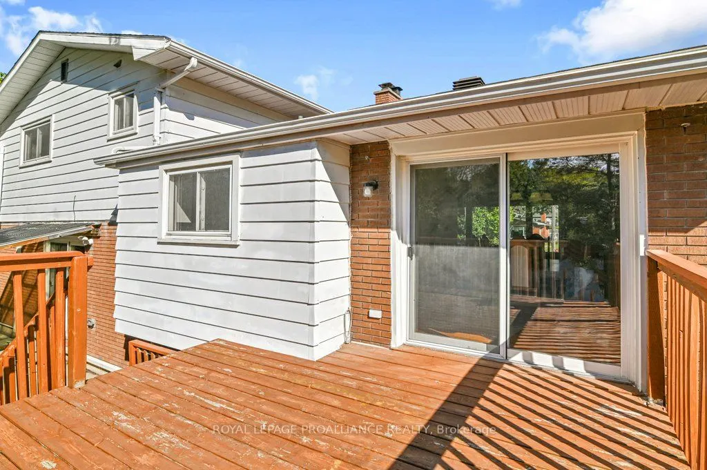 42 Davison Avenue