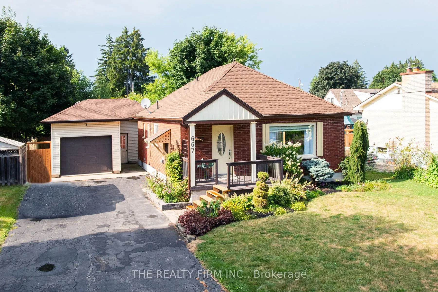 667 Devonshire Avenue