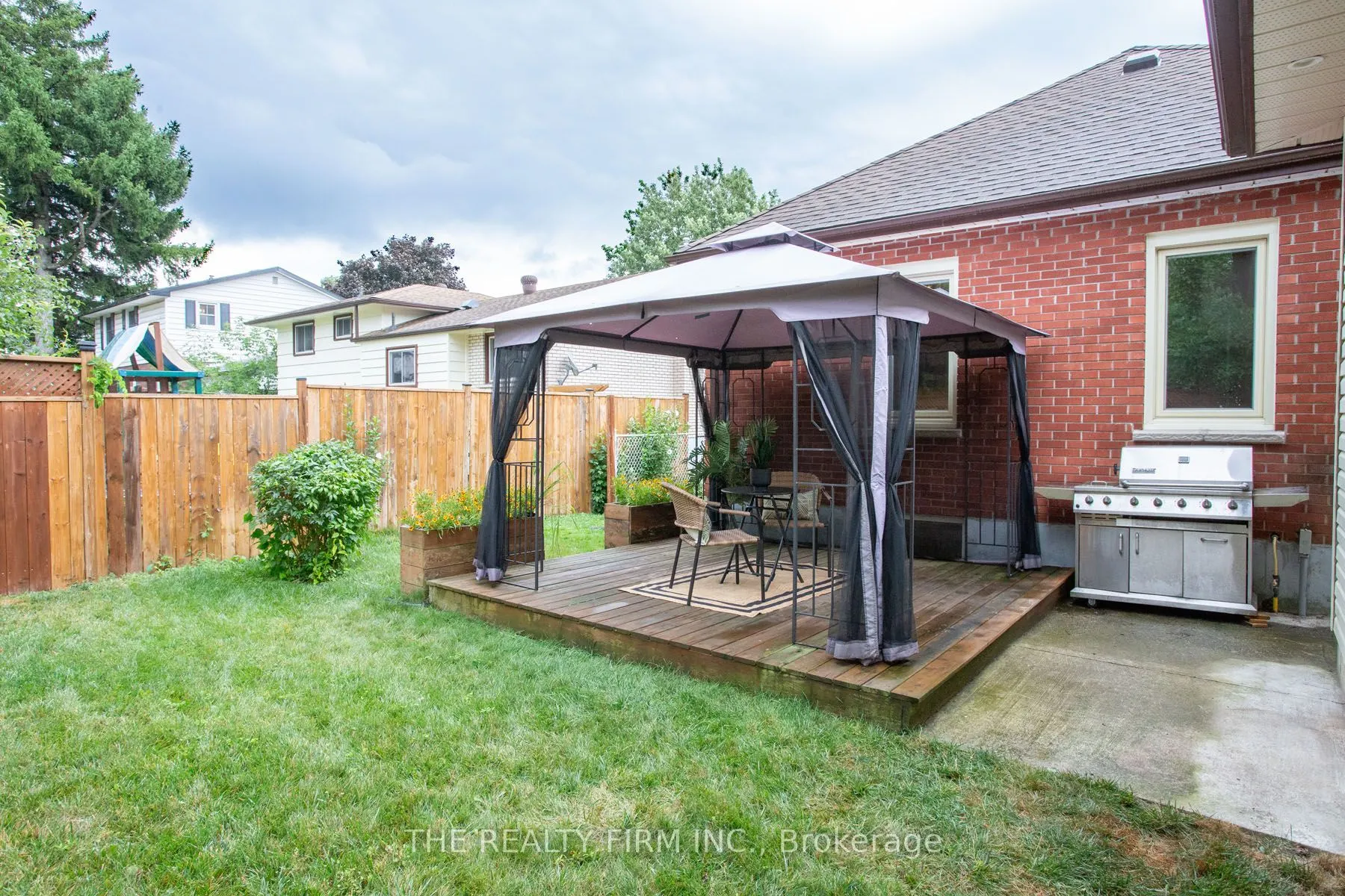 667 Devonshire Avenue
