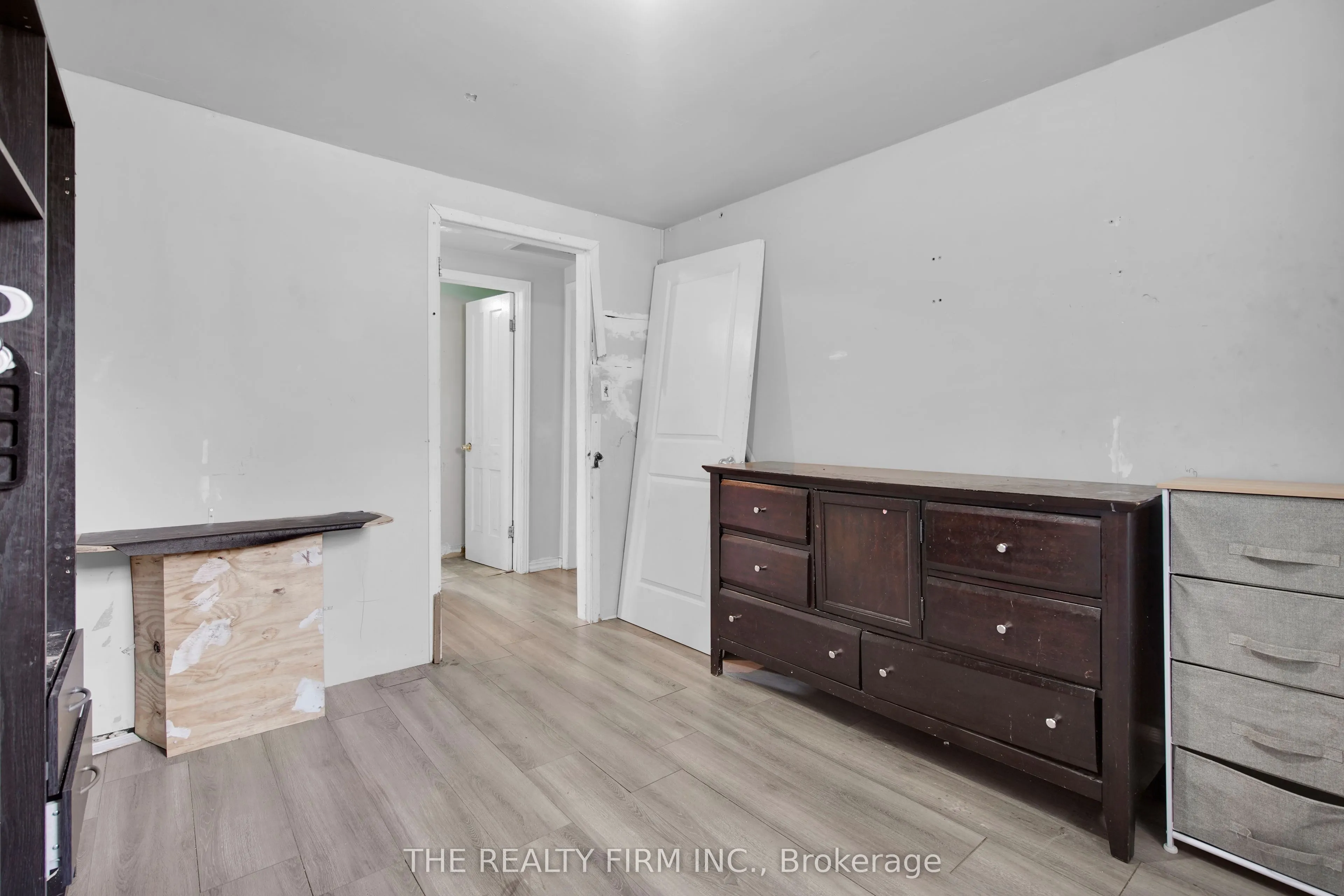 524 Simcoe Street
