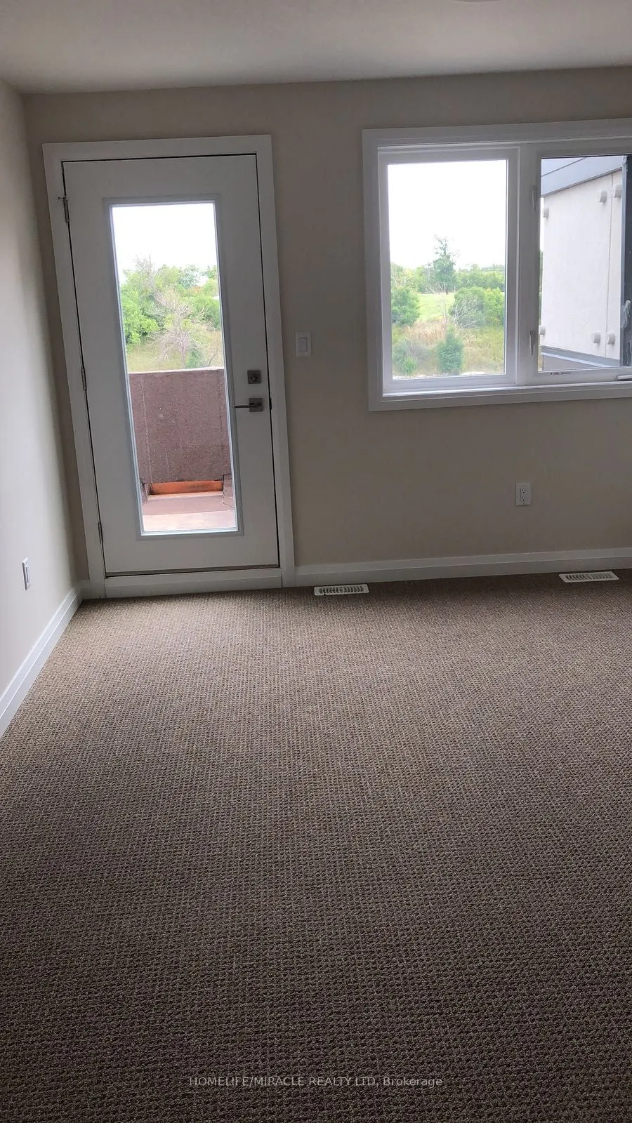 35 Midhurst Heights, #19
