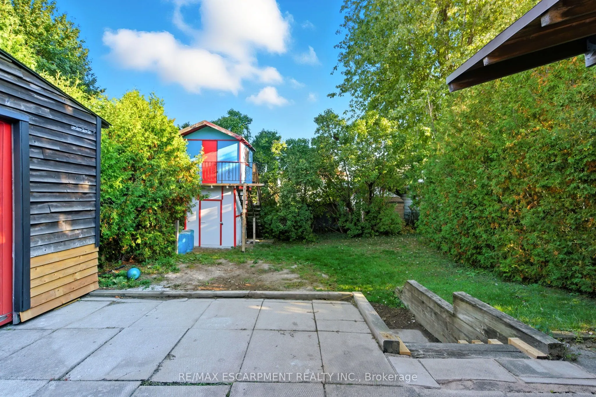267 THAYER Avenue