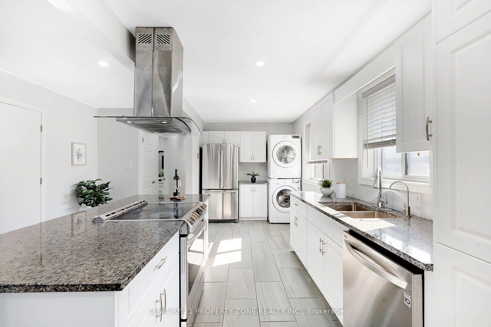 39 Southview Crescent