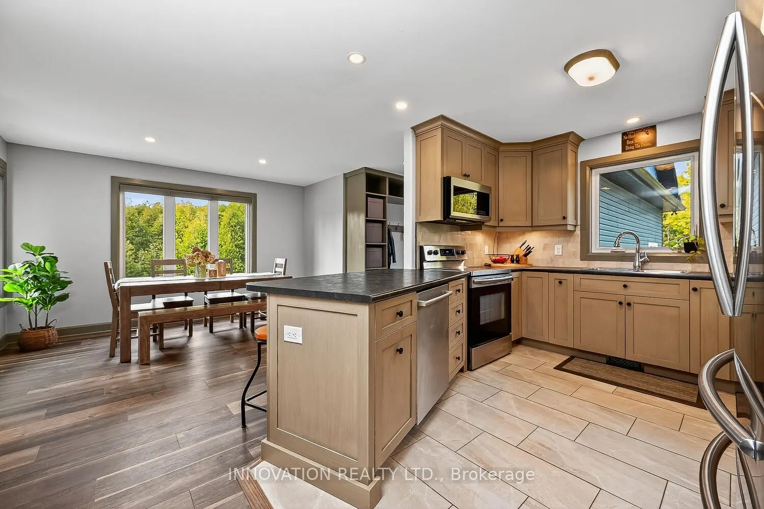934 Maple Hill Road
