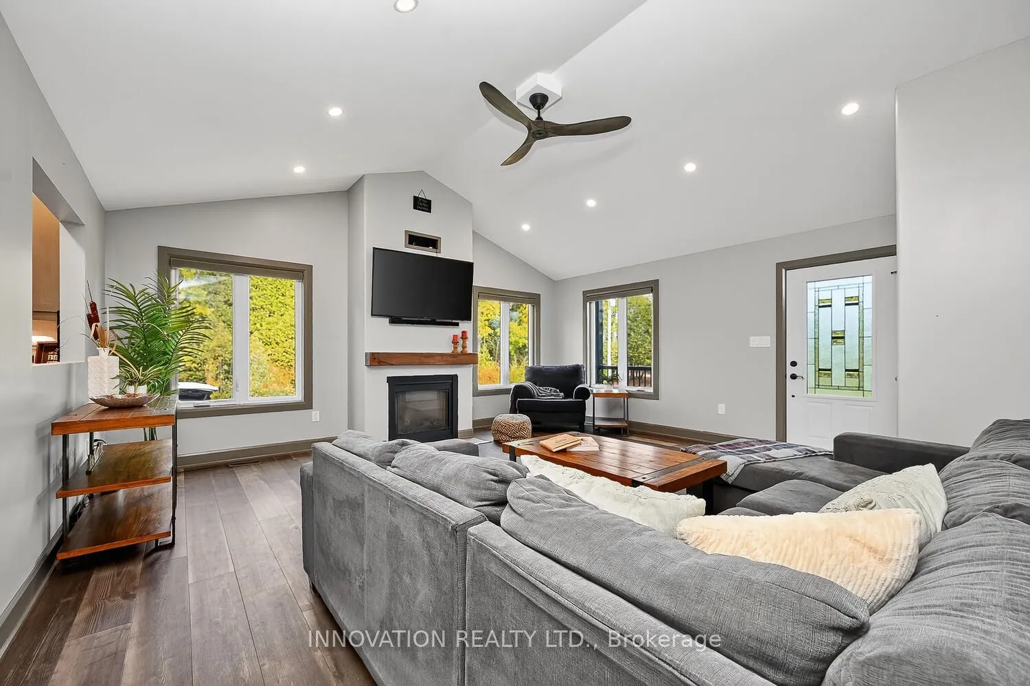 934 Maple Hill Road