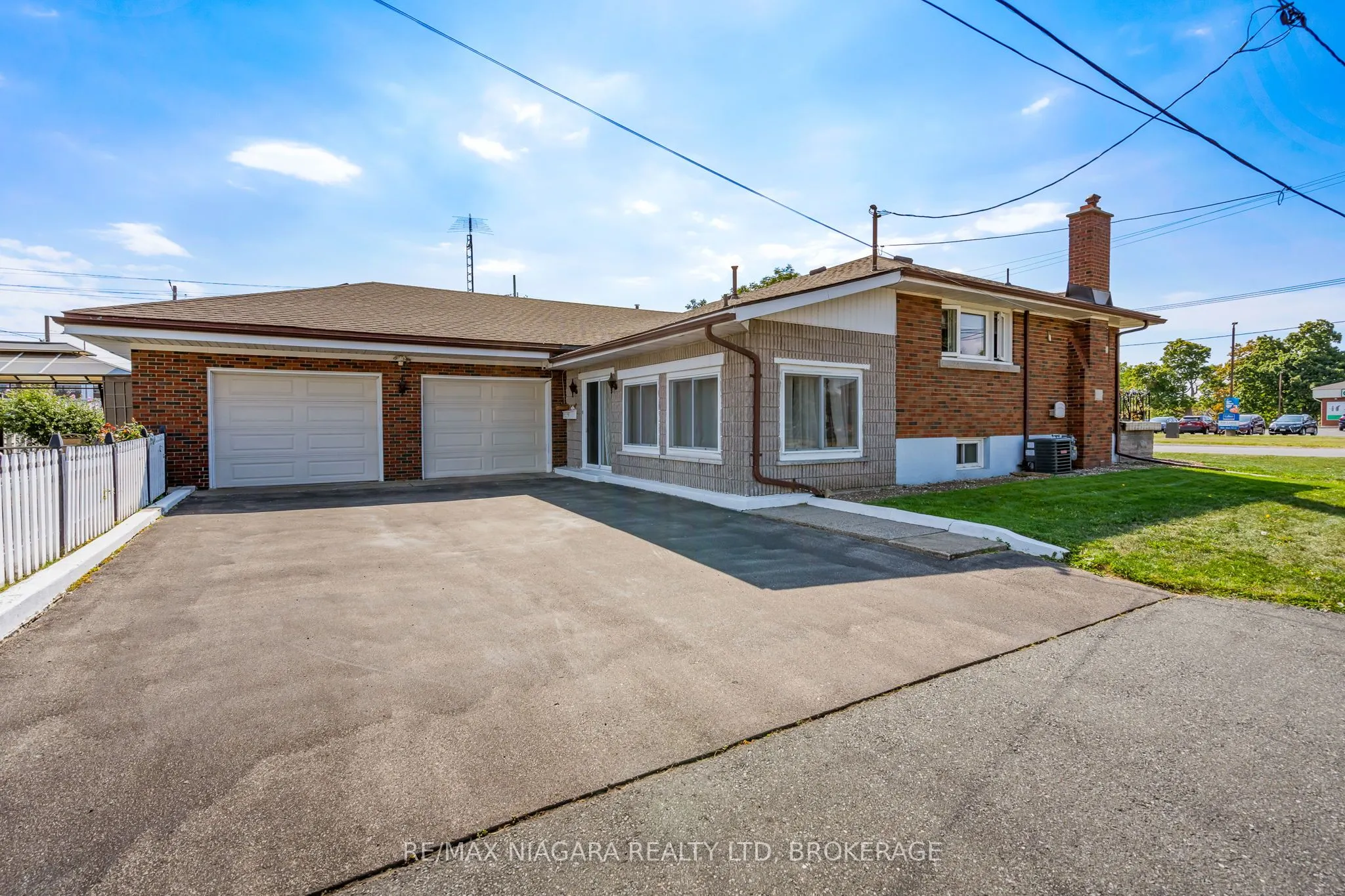 419 Steele Street