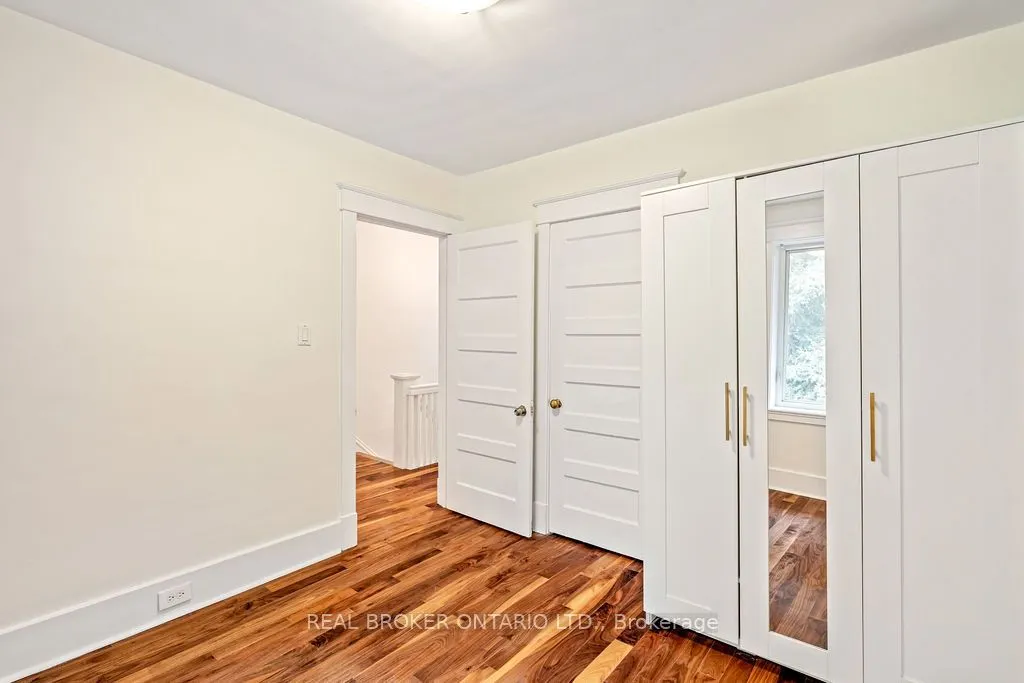 23 Lakeview Terrace