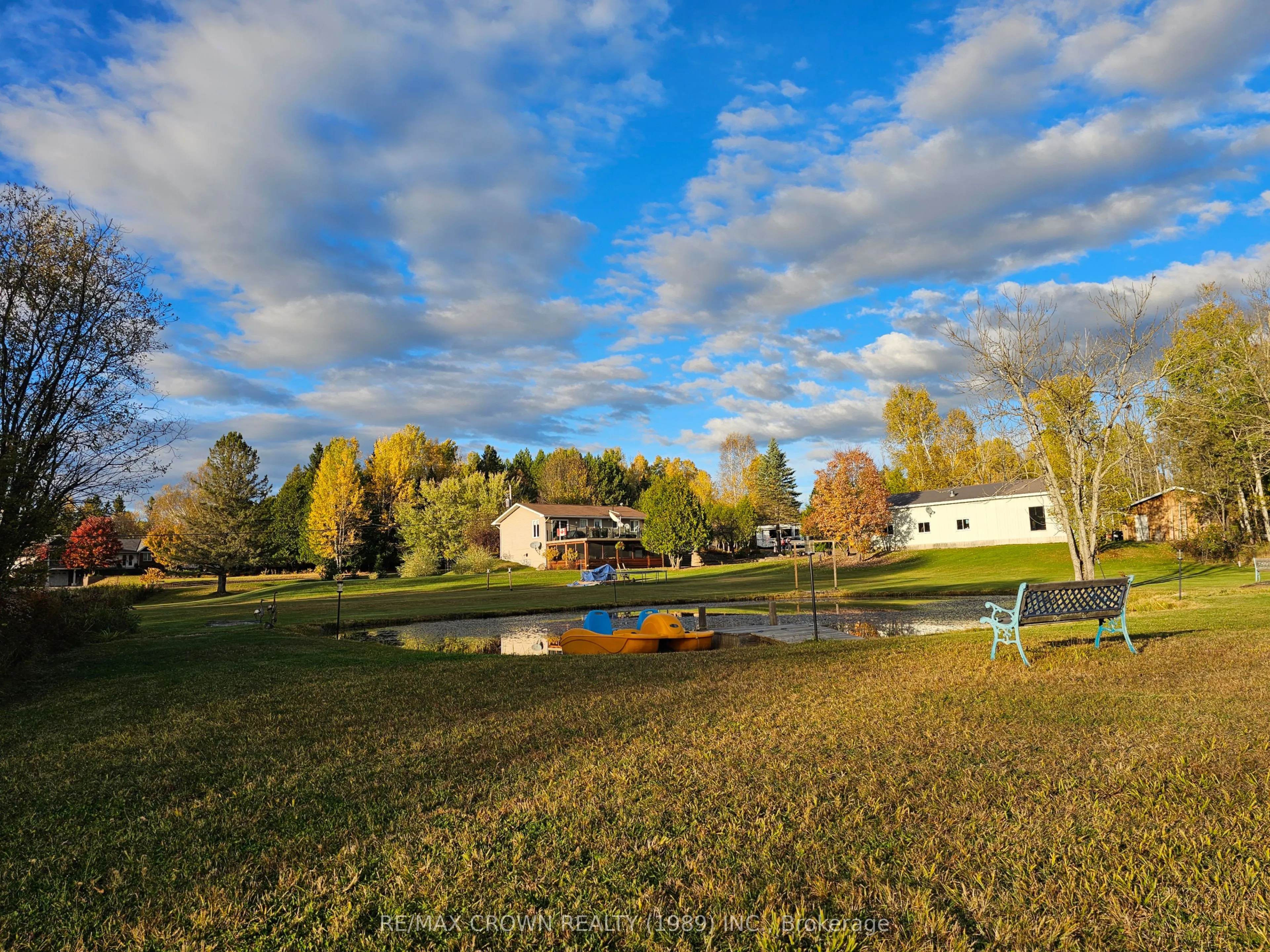 887 River Road