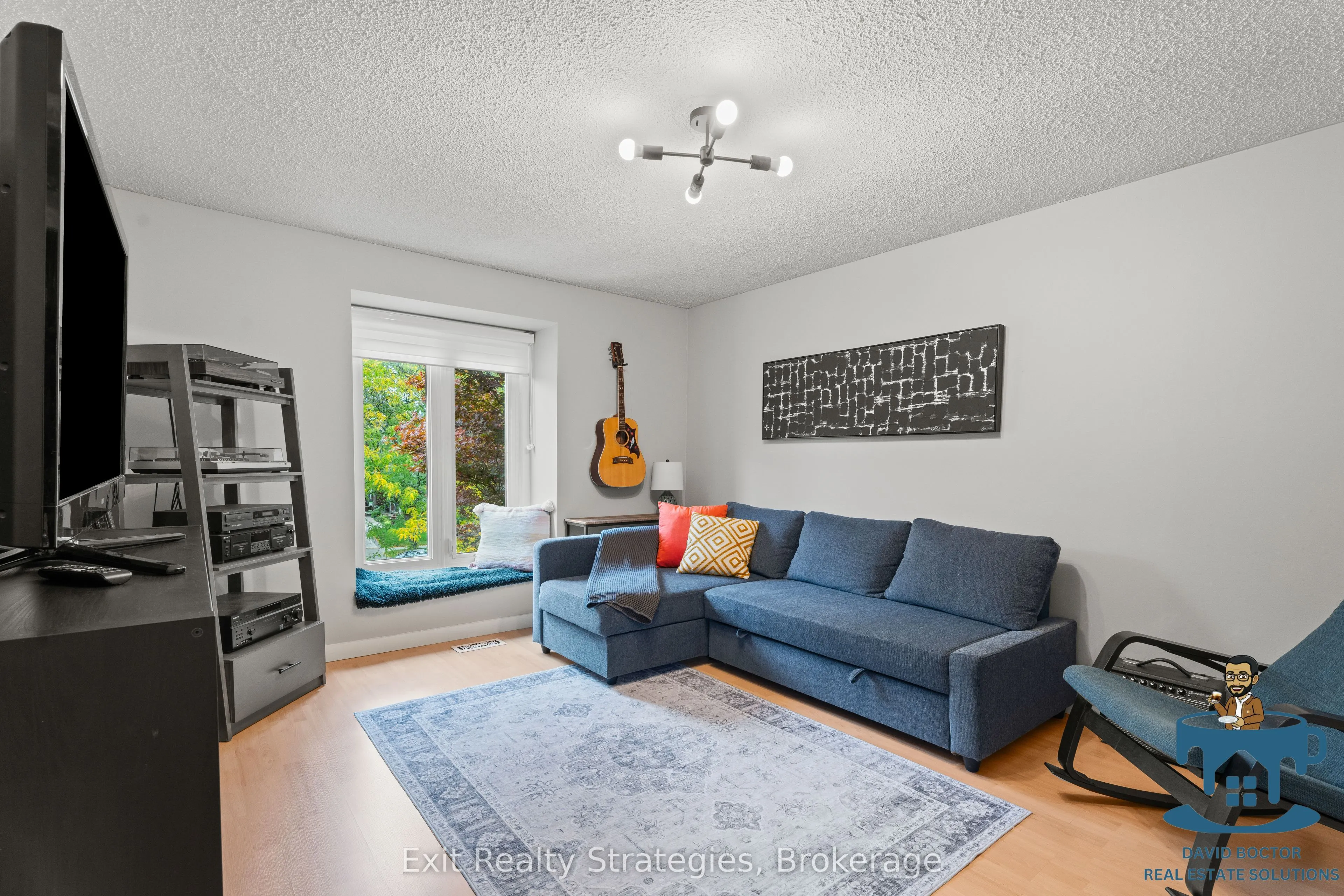 95 Memorial Avenue