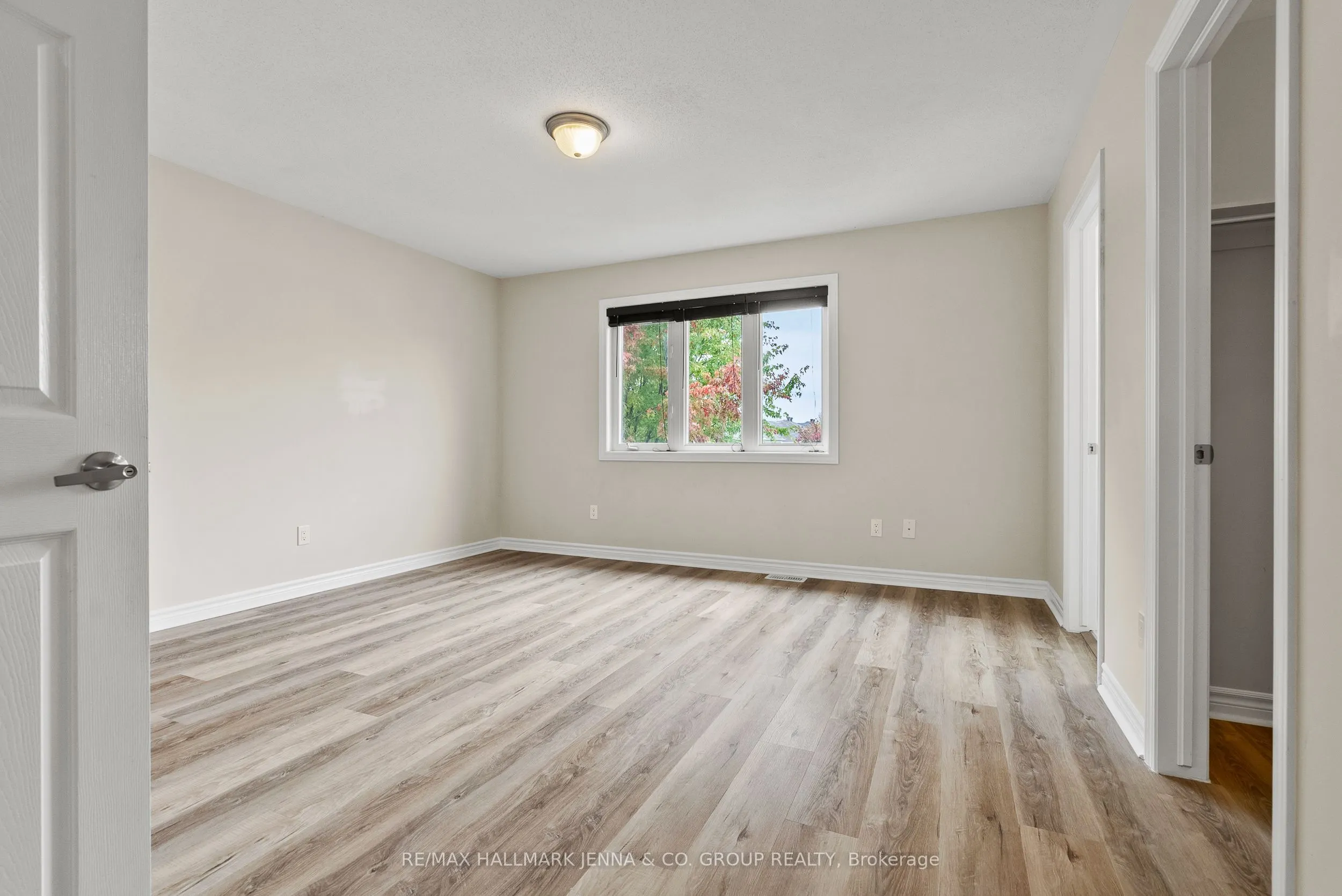 326 Gallantry Way
