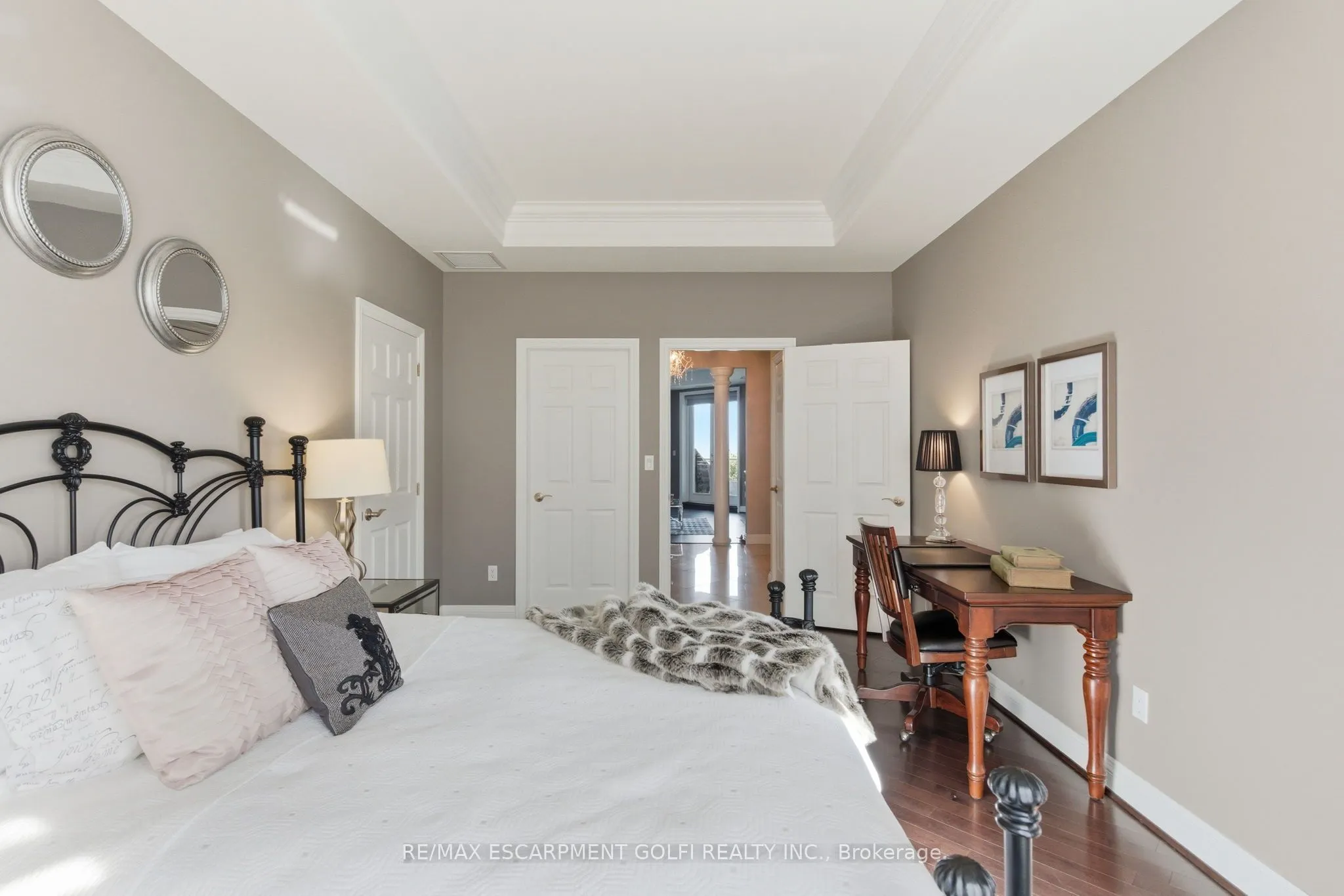 174 MOUNTAIN PARK Avenue, #2W