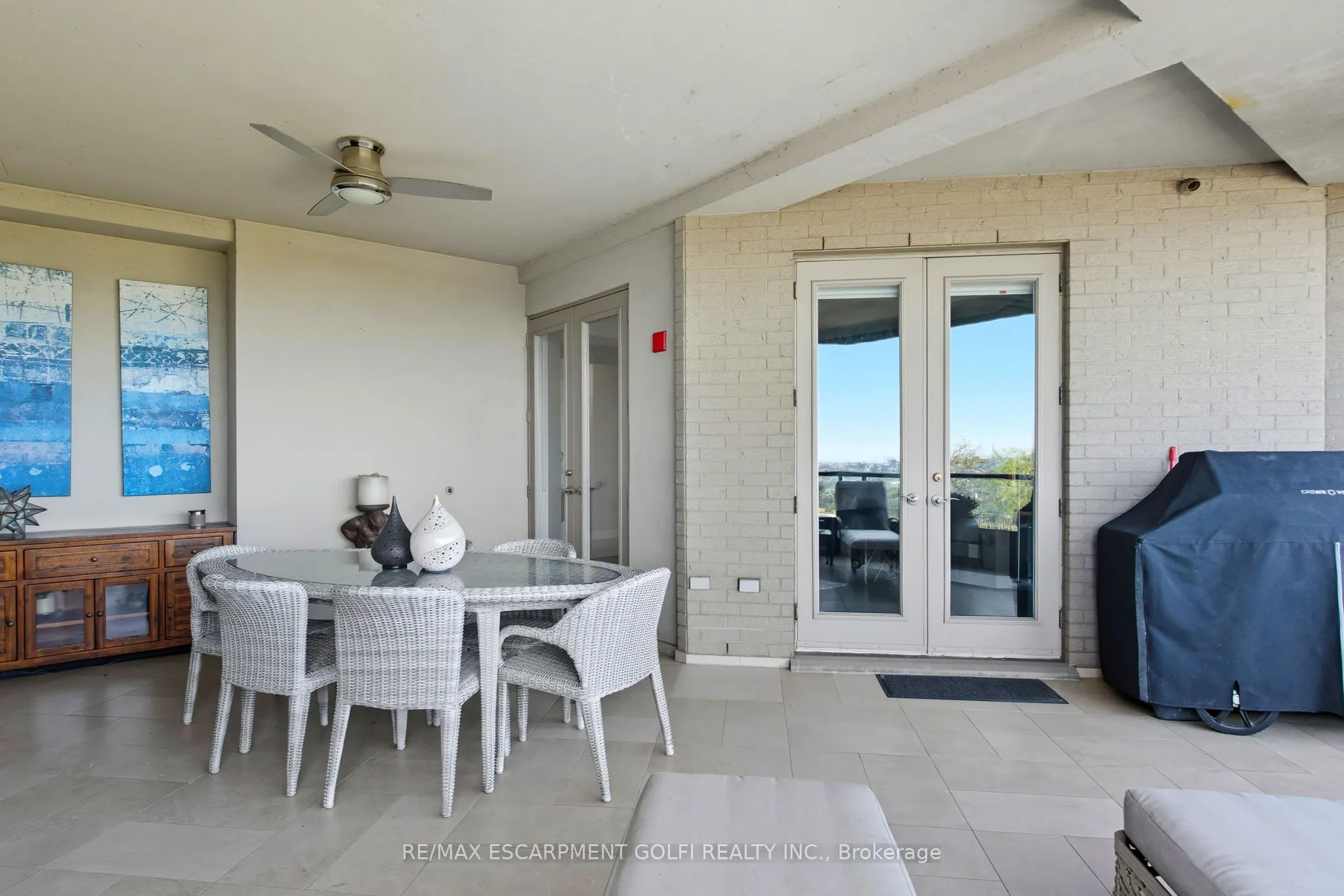 174 MOUNTAIN PARK Avenue, #2W