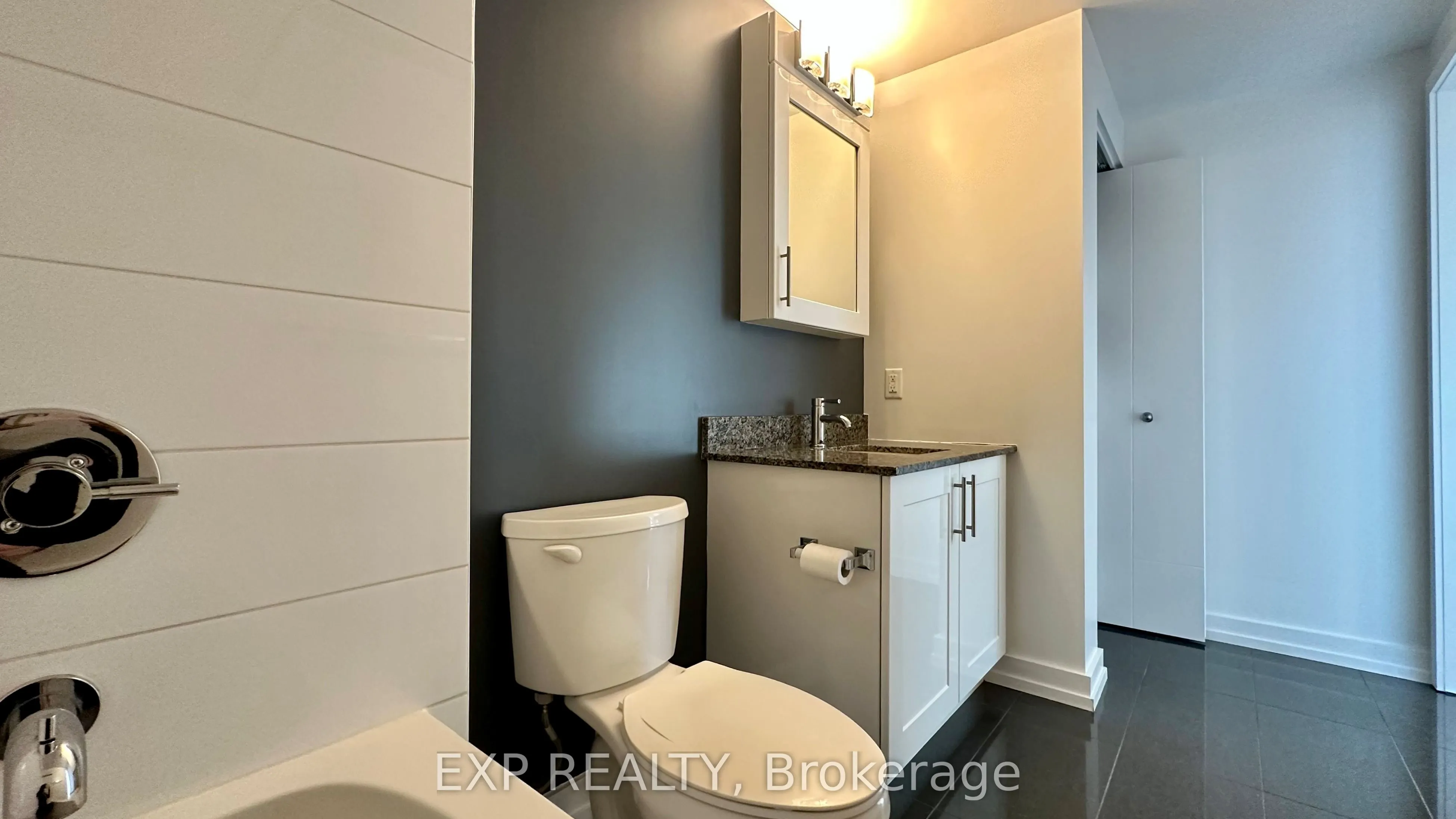 40 Nepean Street, #1706