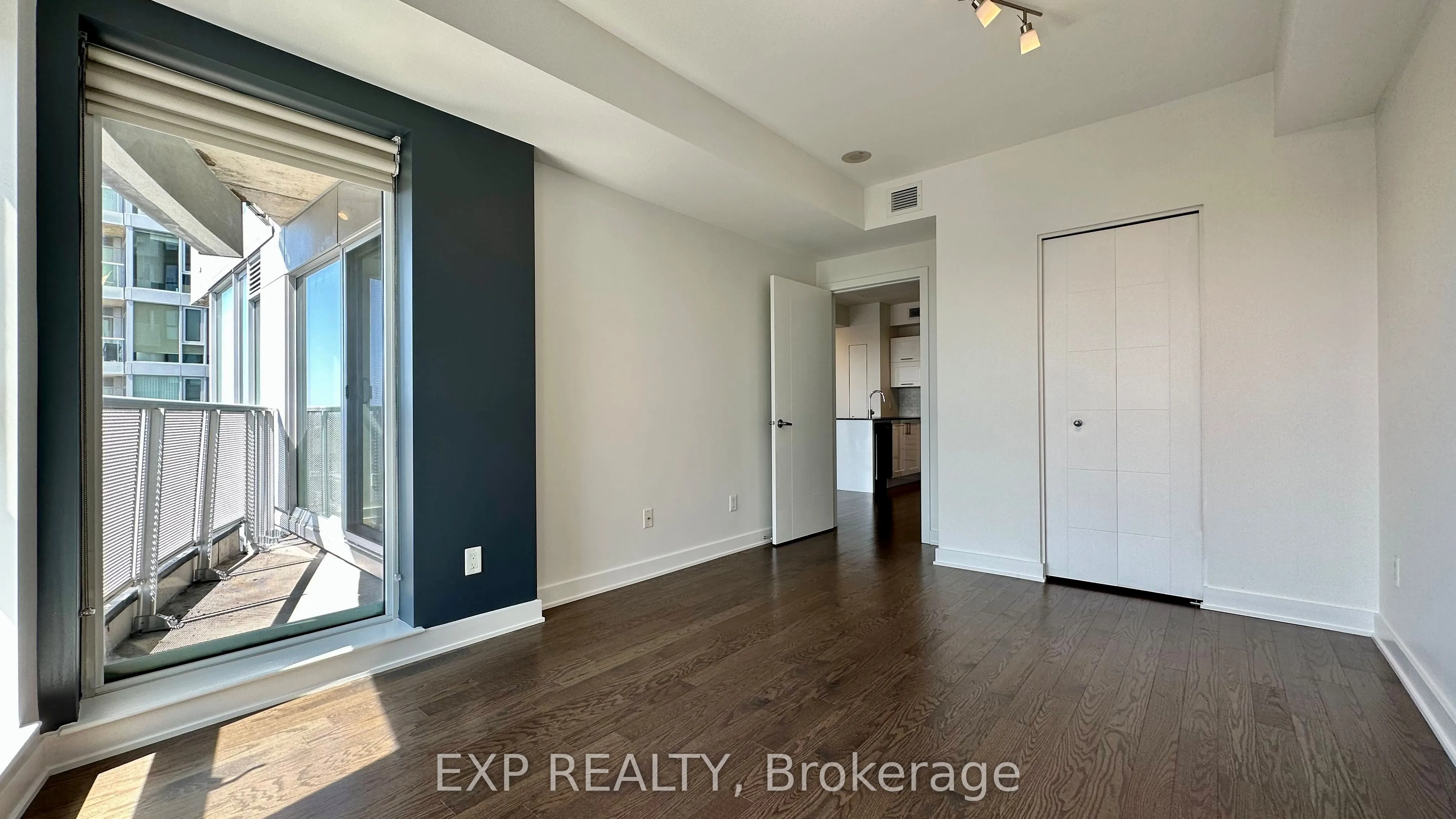 40 Nepean Street, #1706