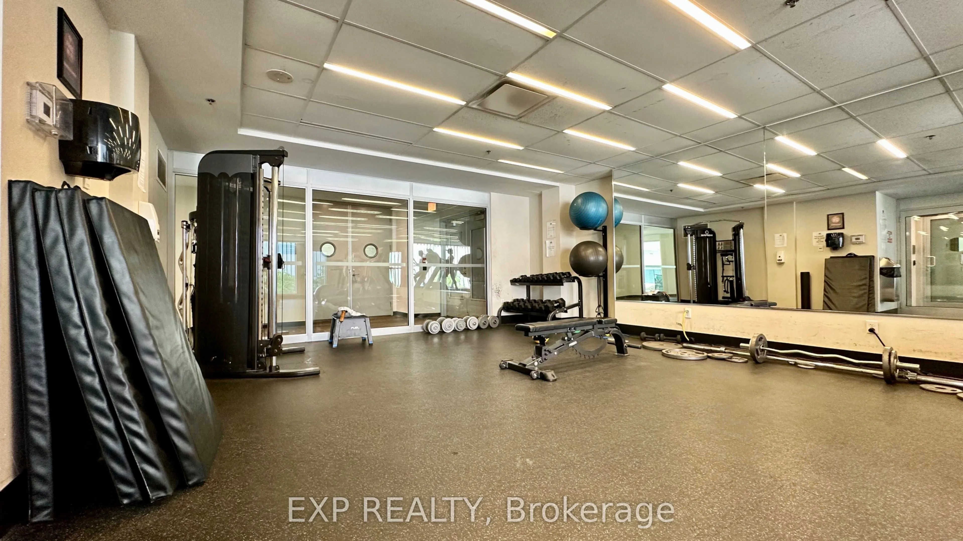 40 Nepean Street, #1706