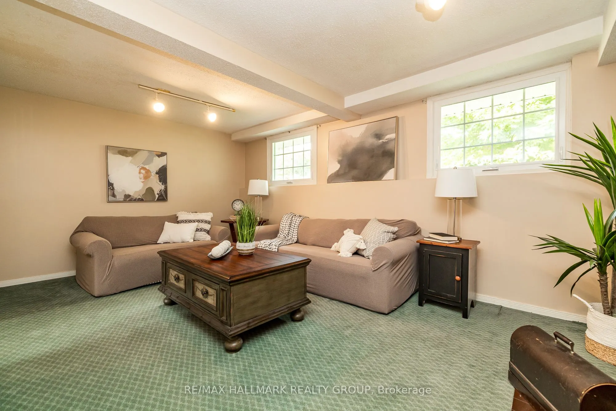 12 Ancona Crescent
