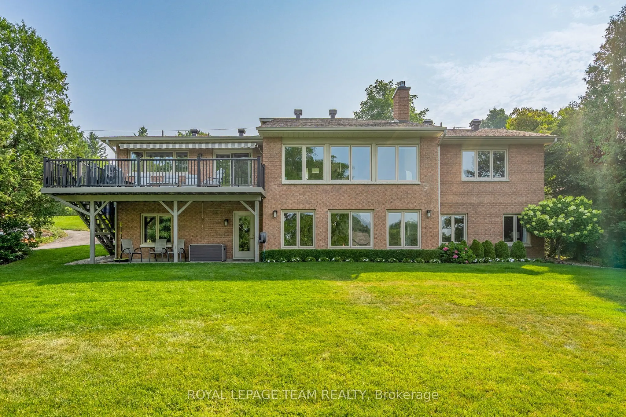 1142 River Road
