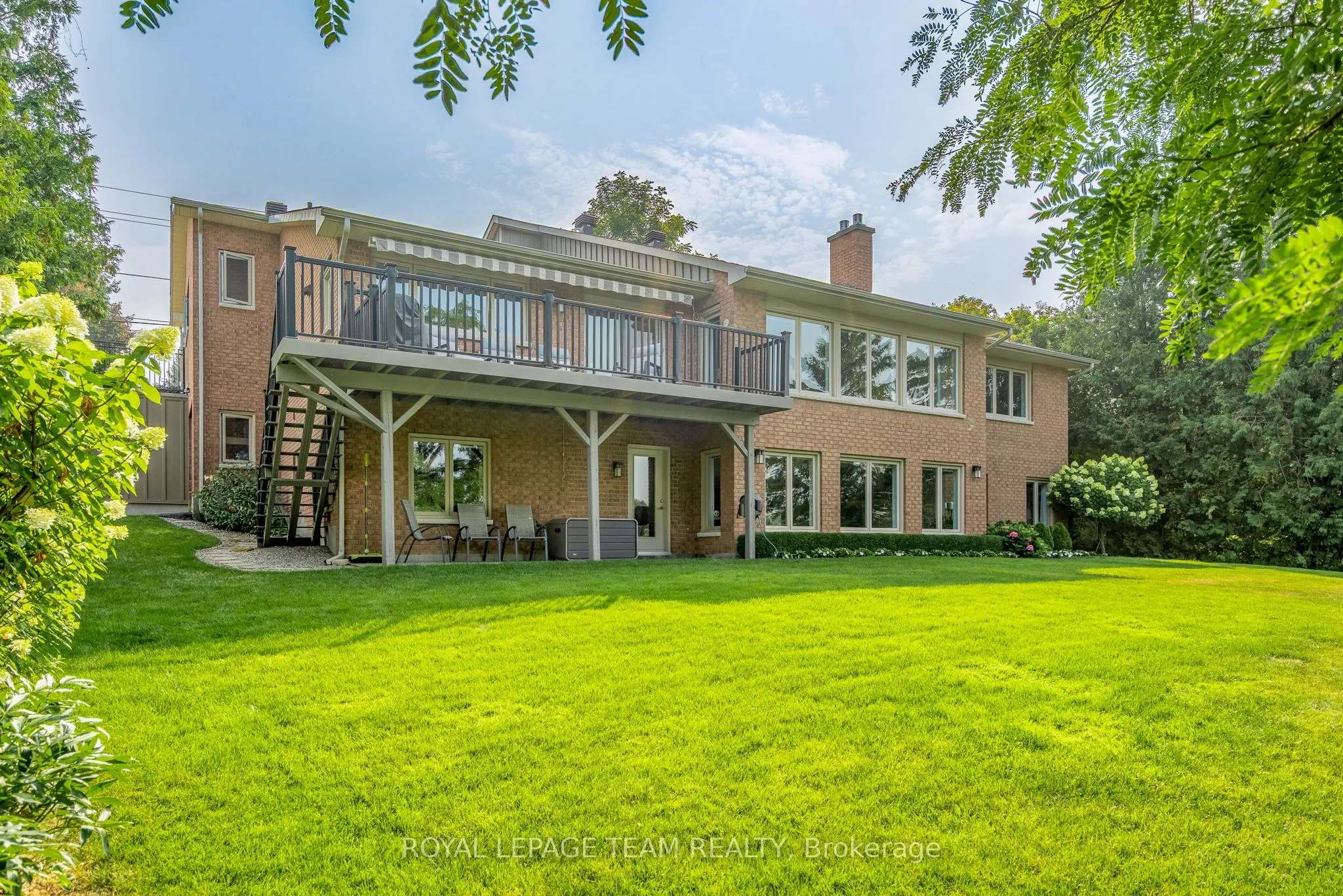 1142 River Road