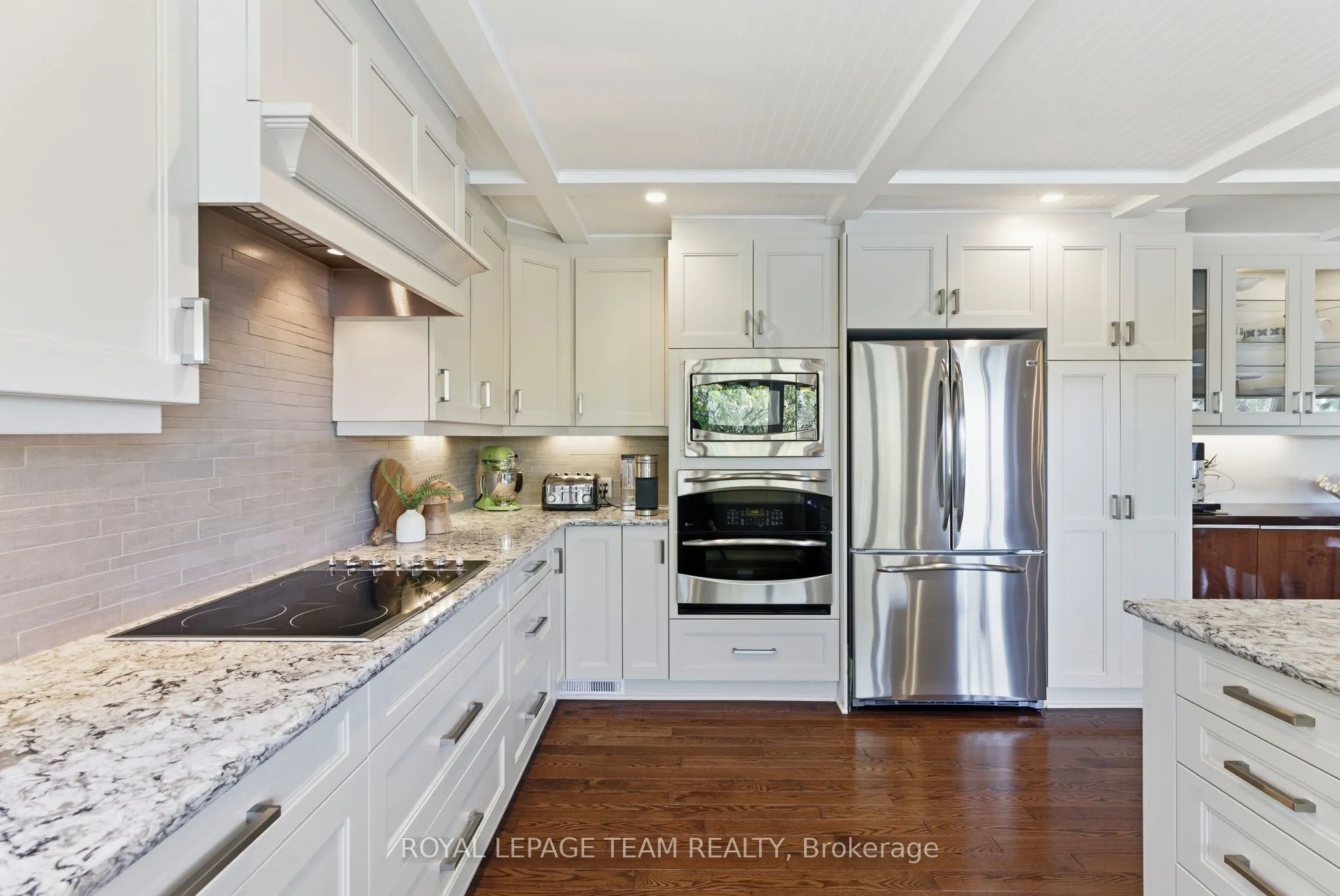 1142 River Road