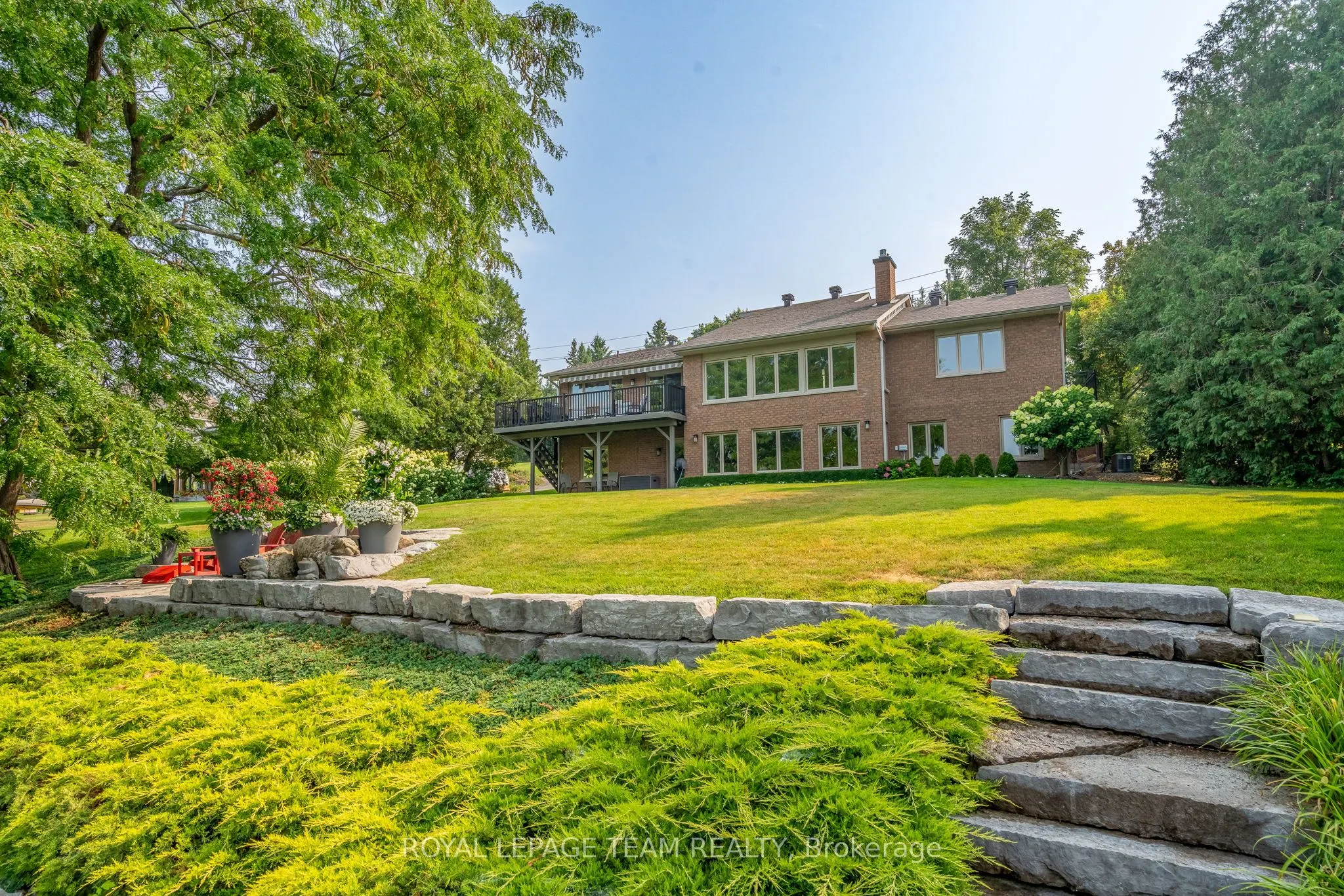 1142 River Road
