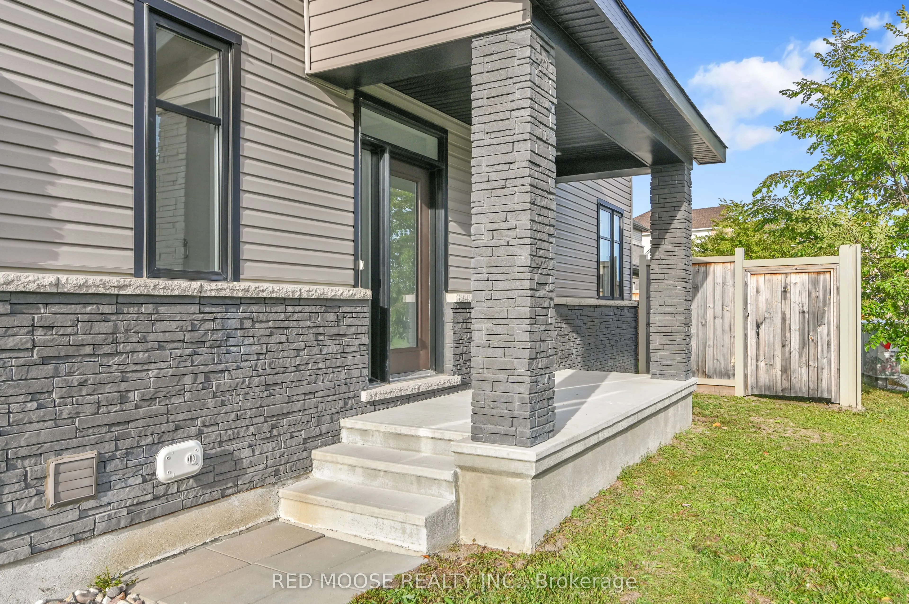 833 Dynasty Street