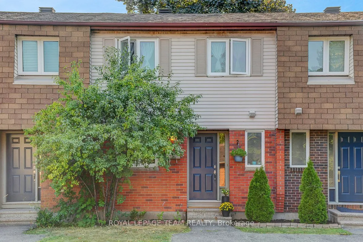 1302 Alness Court, #15
