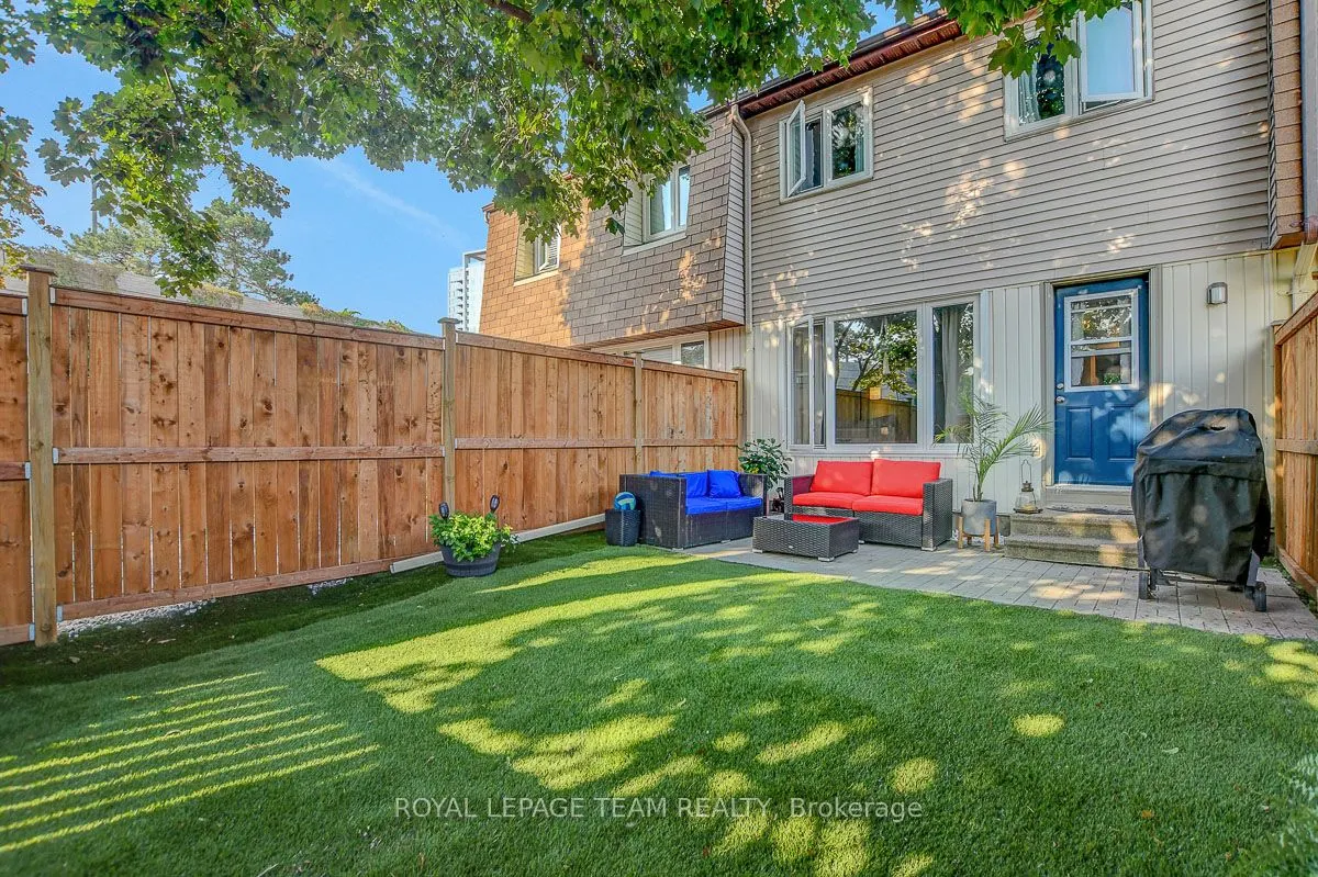 1302 Alness Court, #15