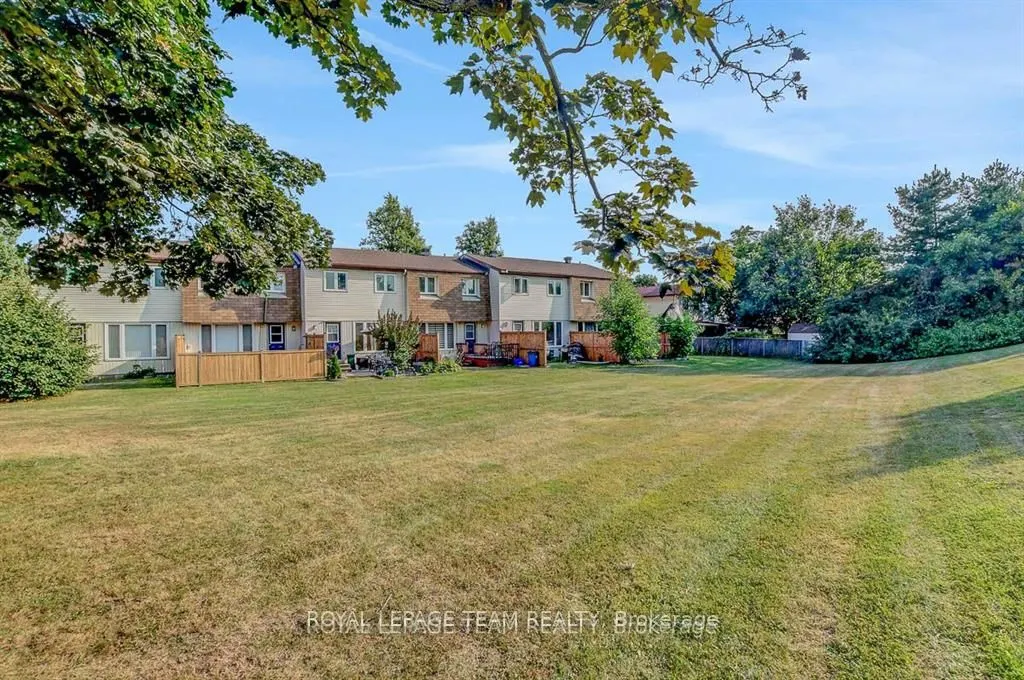 1302 Alness Court, #15