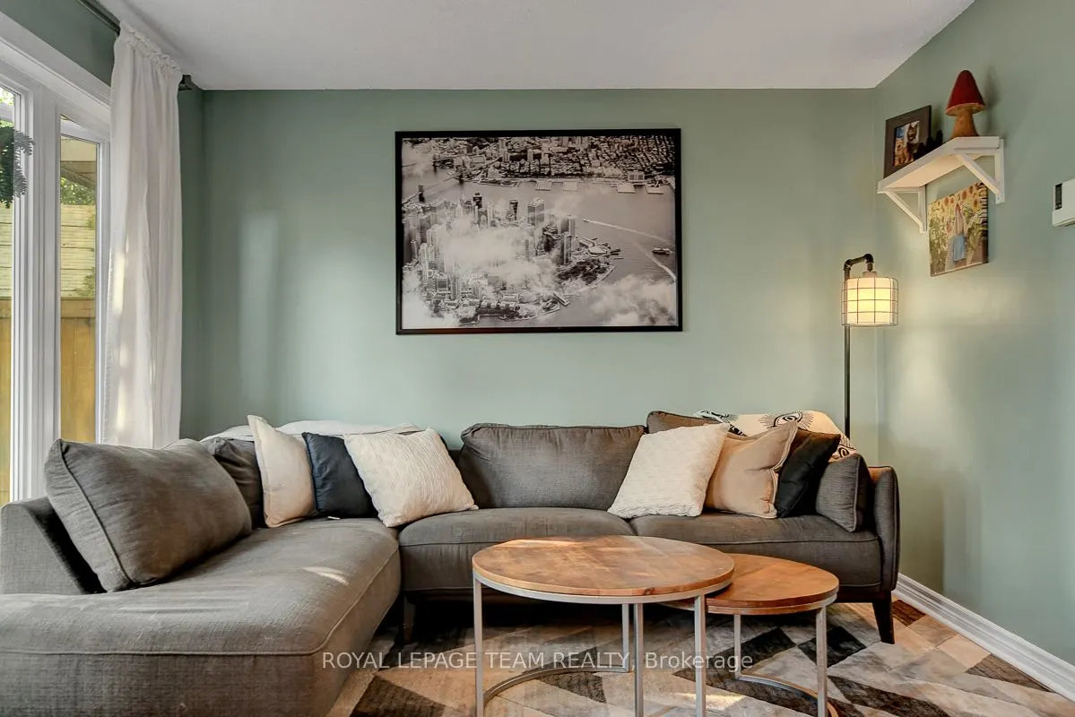 1302 Alness Court, #15