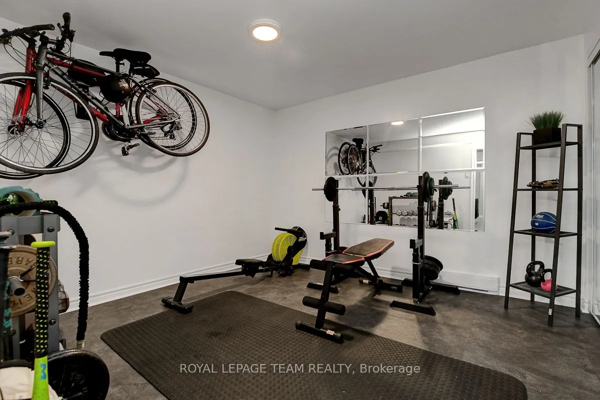 1302 Alness Court, #15